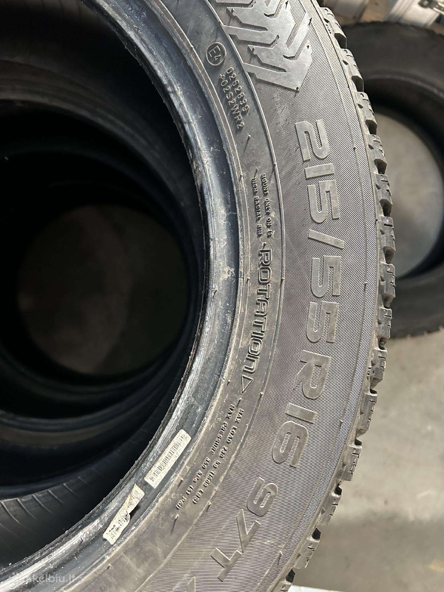 Nokian, universalios 215/65 R17
