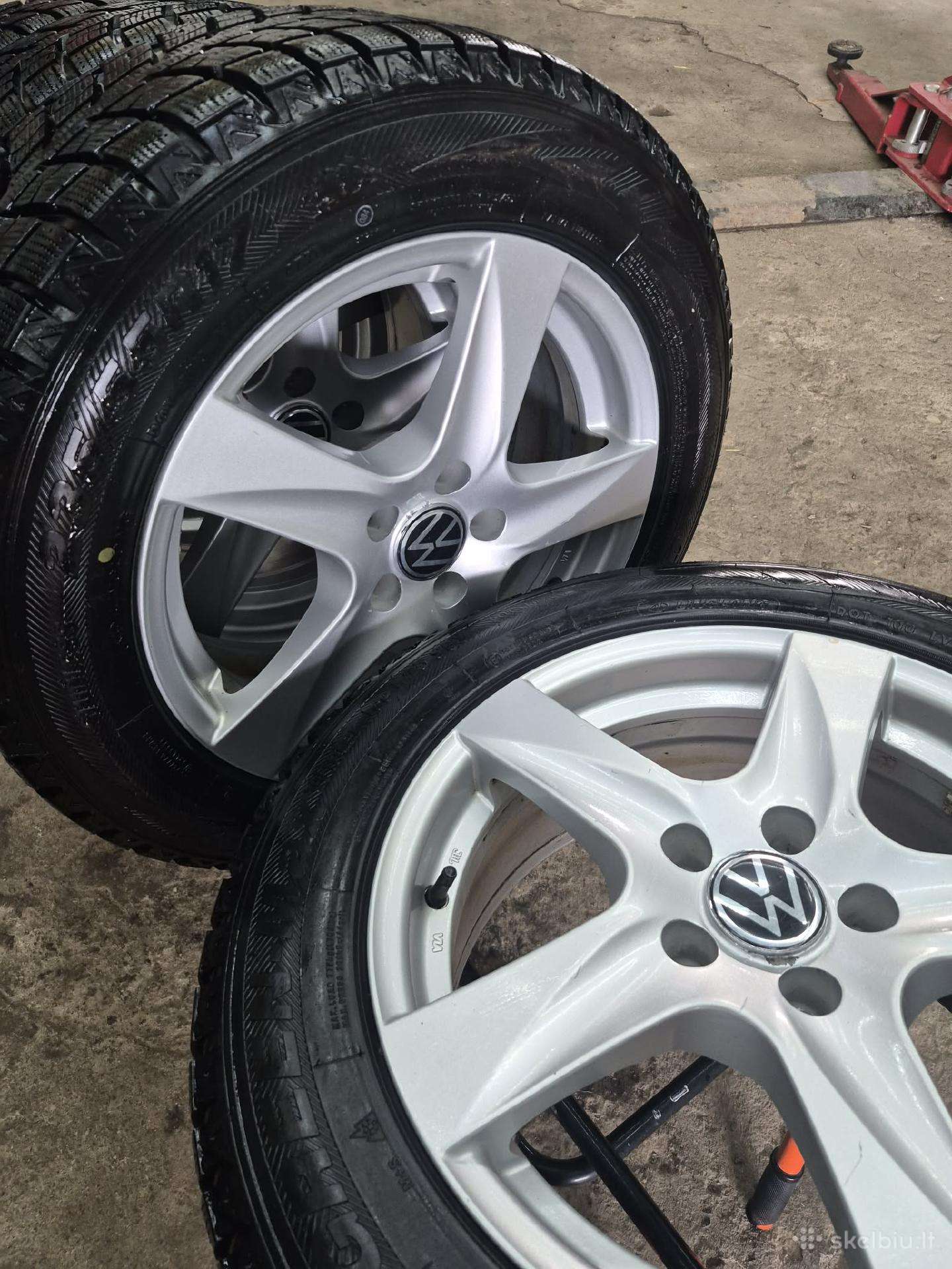 VW tiguan r17 ratlankiai su zieminem padangom