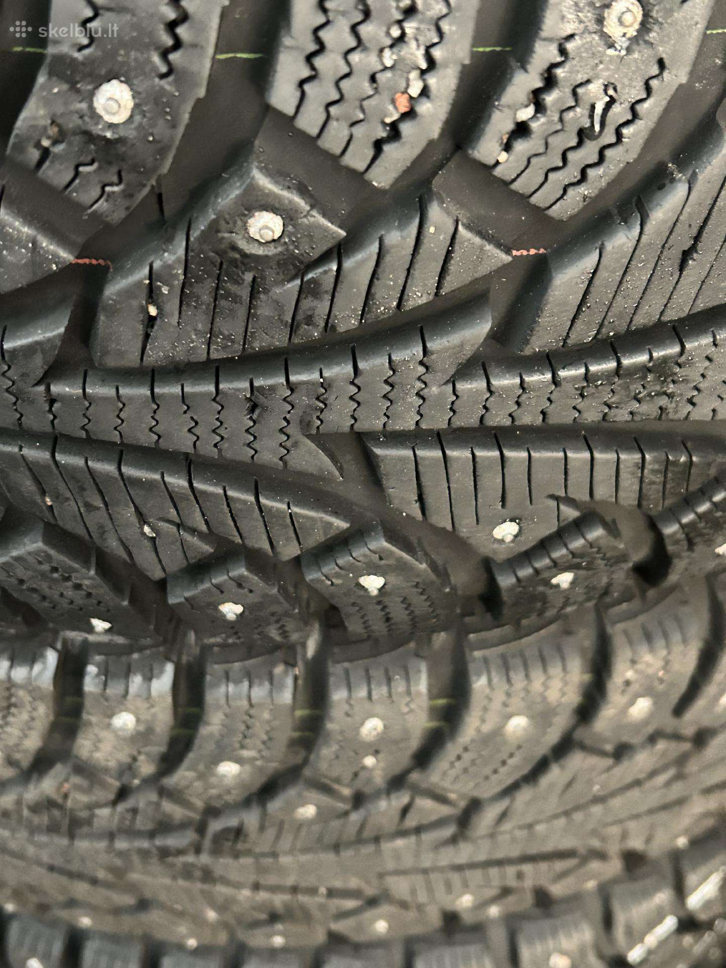 Nokian, universalios 215/65 R17
