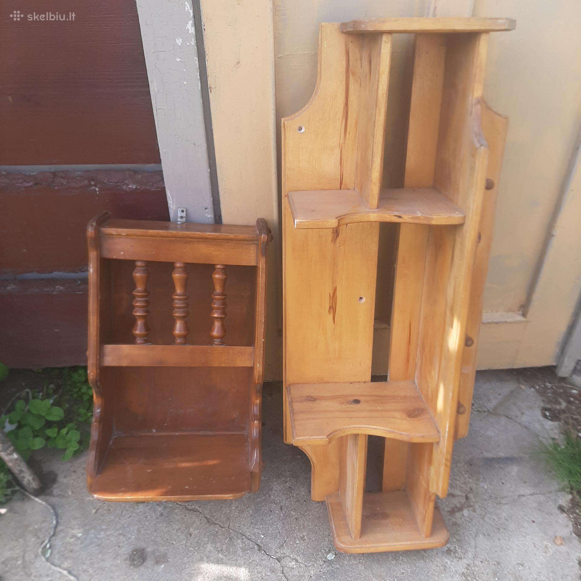 Parduodu dvi lentynėles