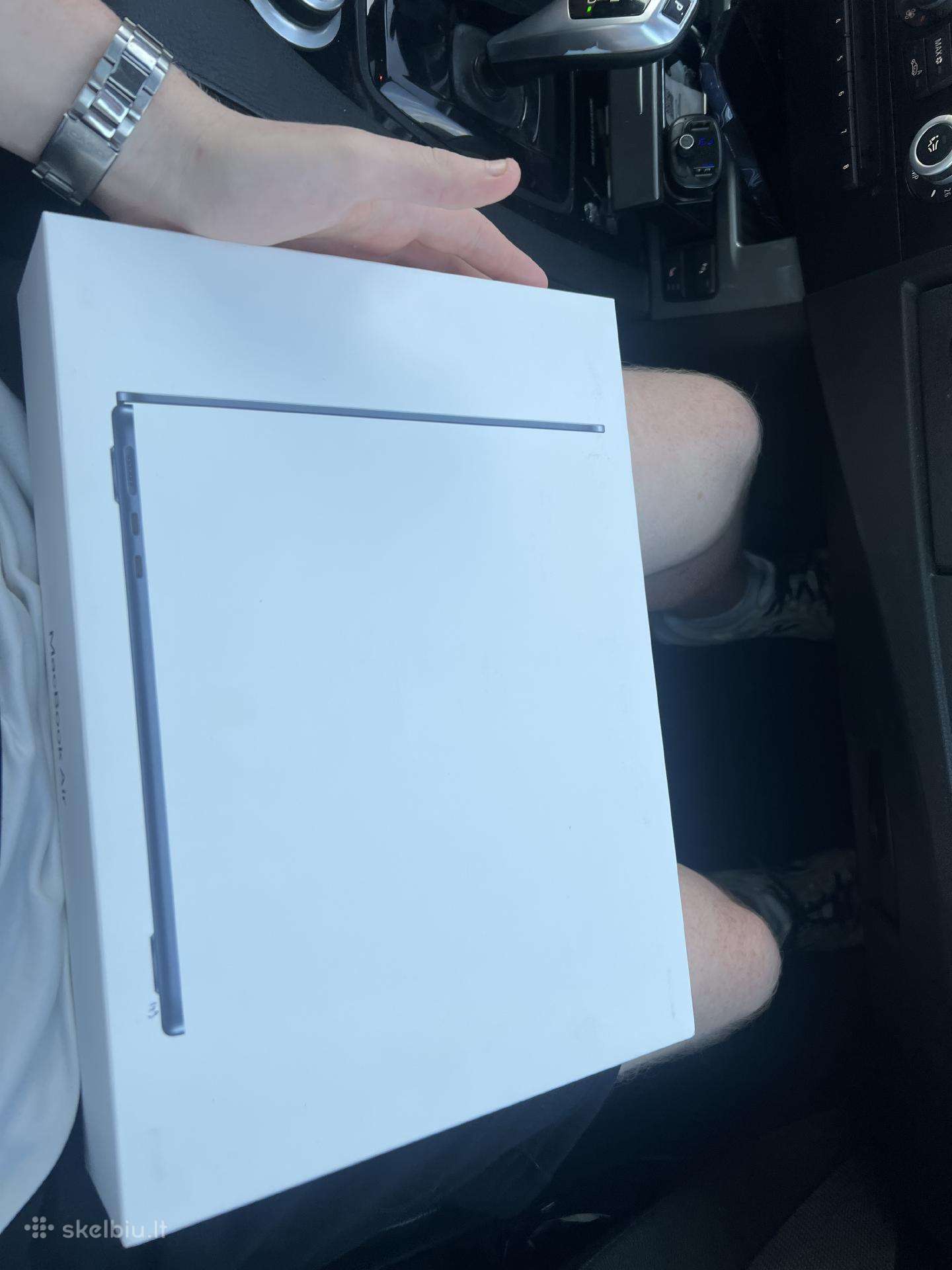MacBook Air 13 M4, 16gb RAM, 256gb SSD
