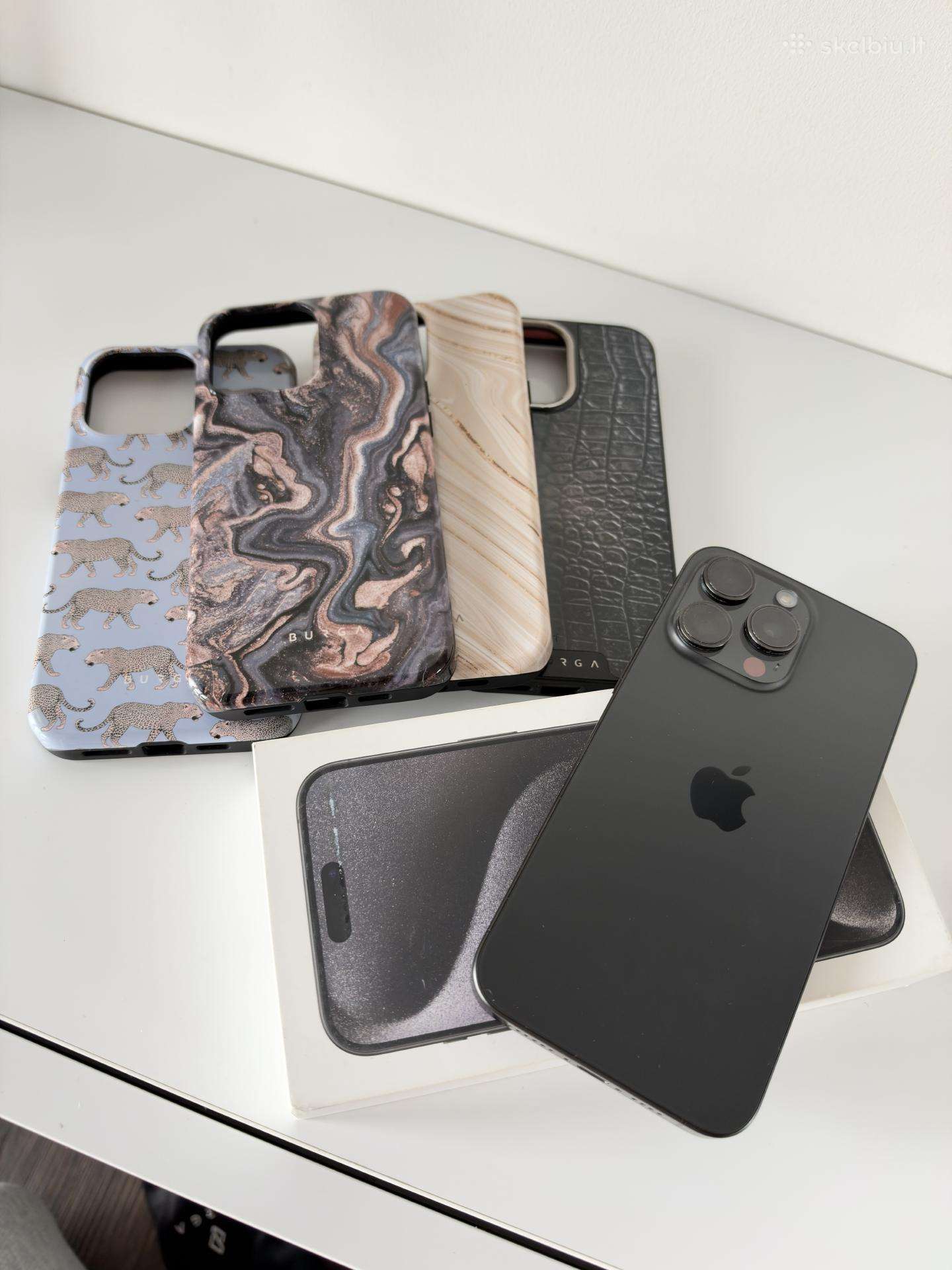 iPhone 15 pro max 1 TB.