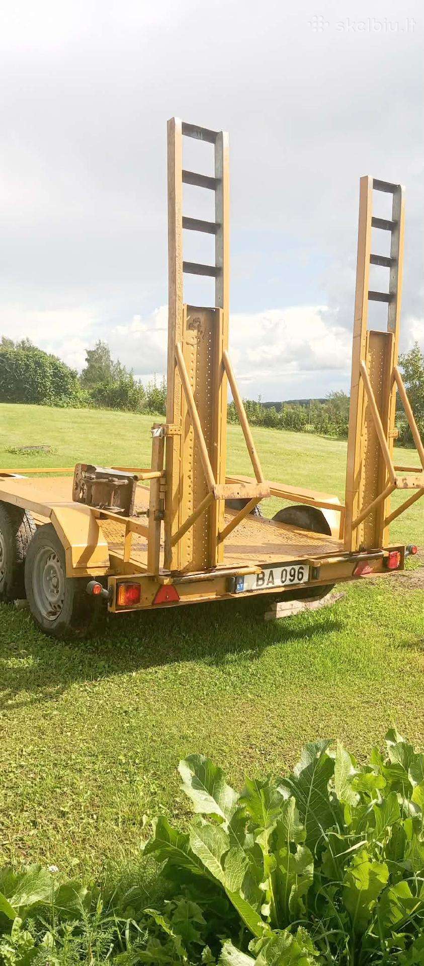 Tauras, custom trailer / semi-trailer