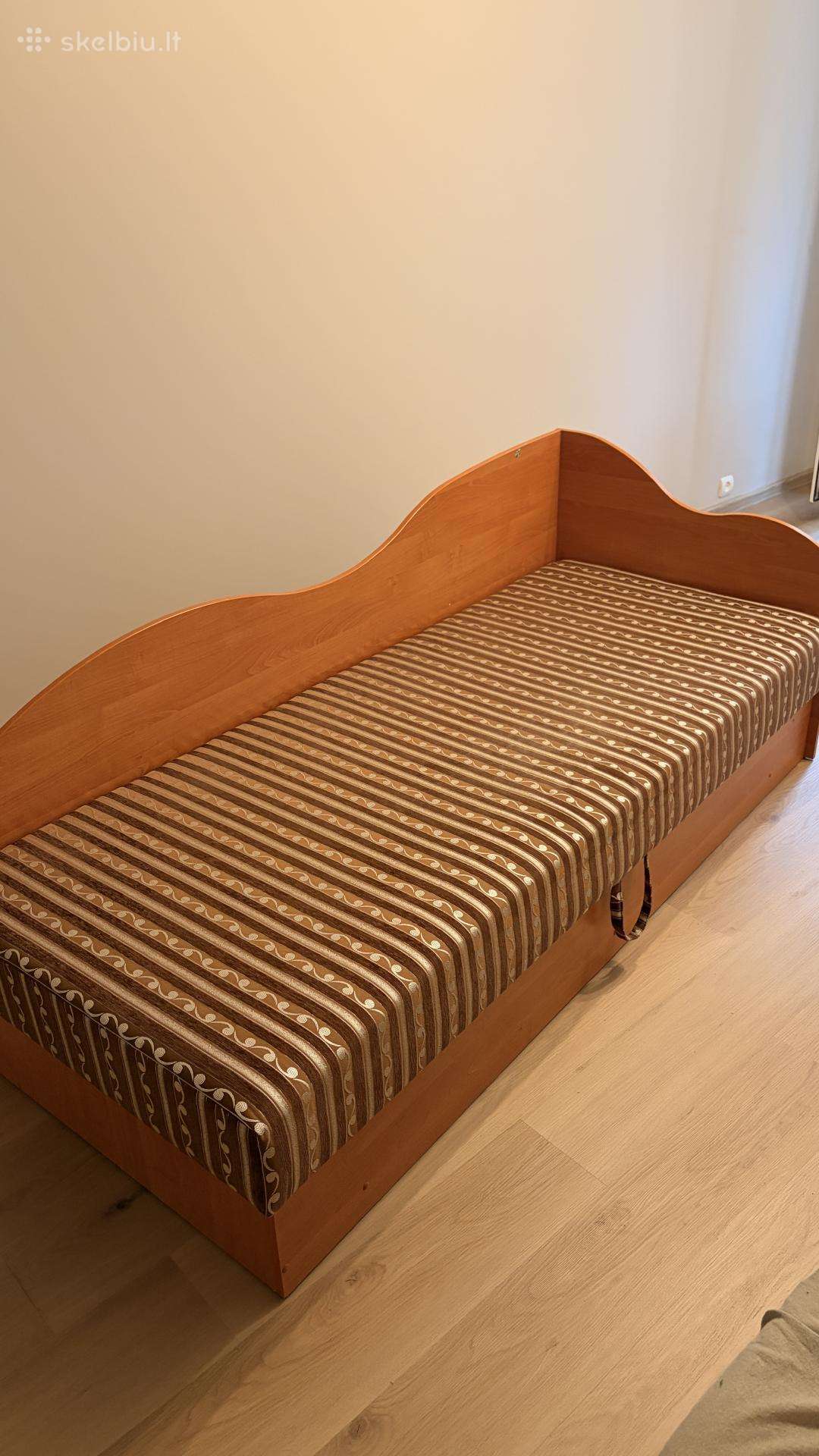 Viengulė lova 200x80