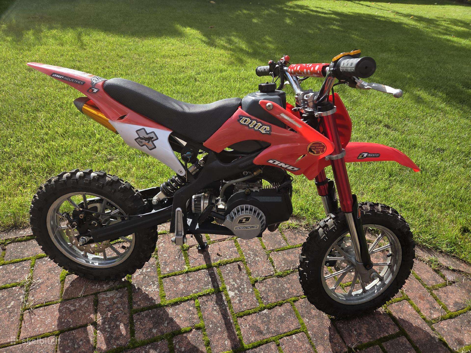 Vaikiskas krosinis motociklas
