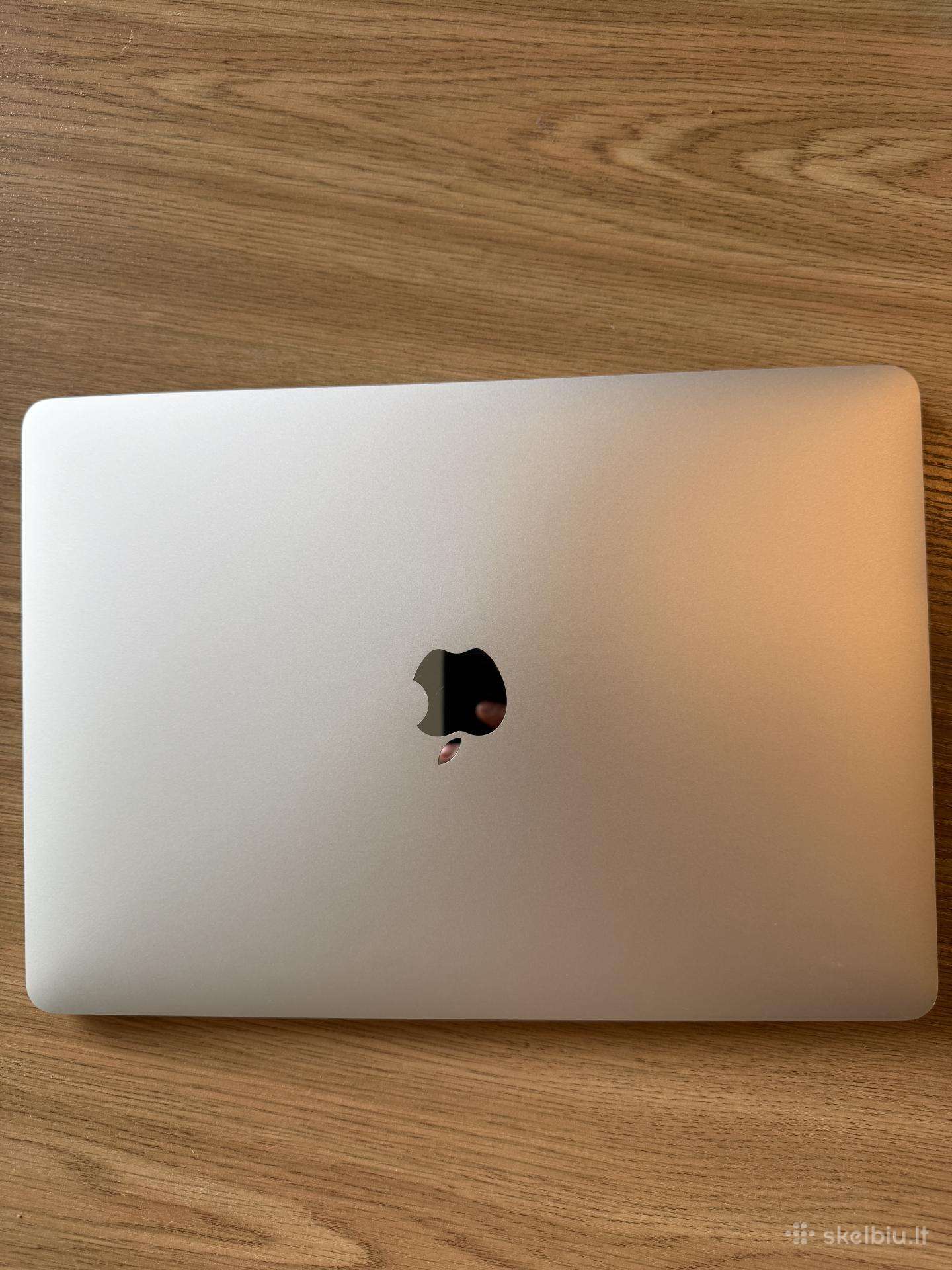 Apple MacBook Air M1 13in
