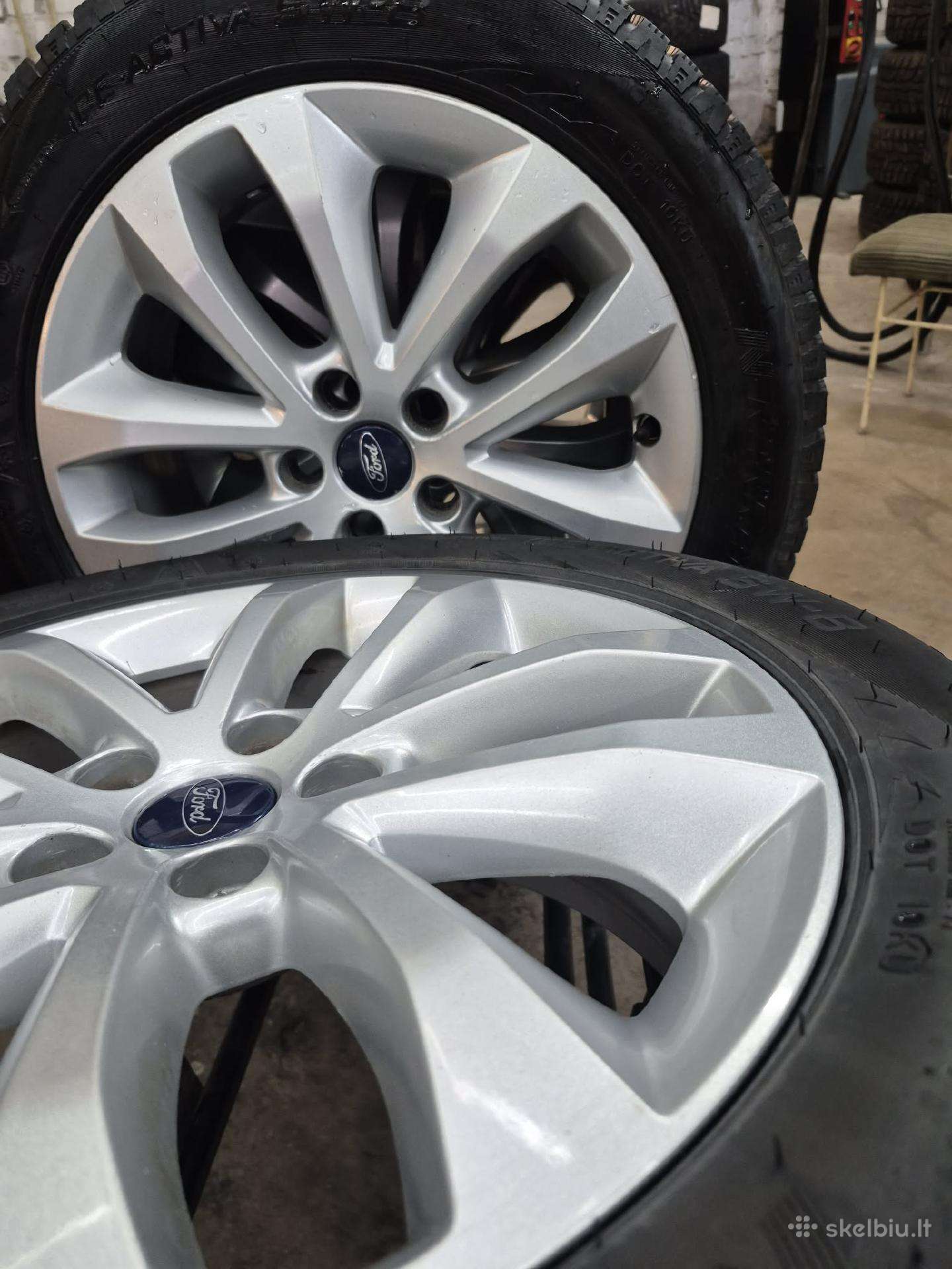 Ford r17 diskai su gerom zieminem padangom
