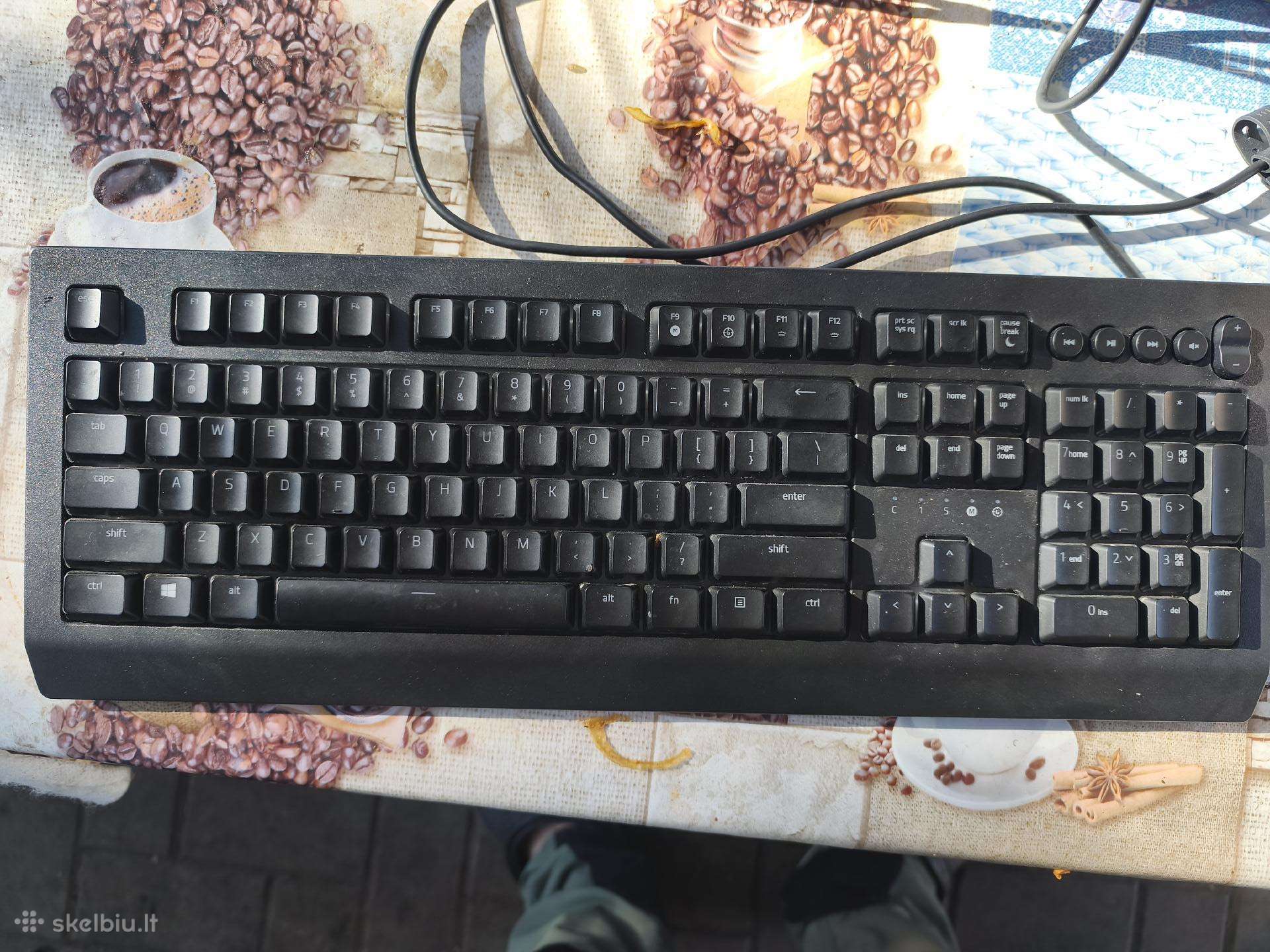 Parduodama Razer Cynosav2 klaviatūra