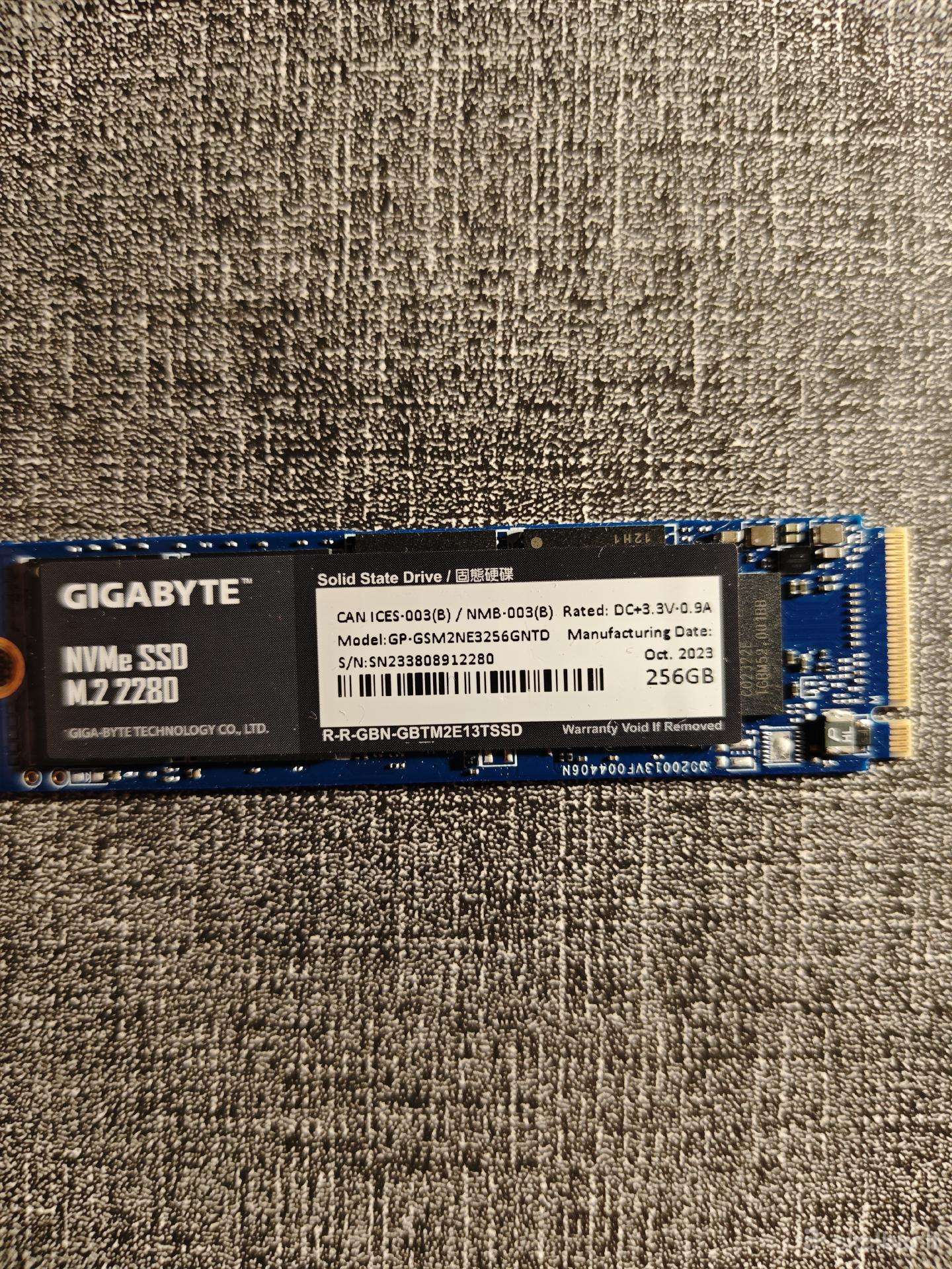 100% Nvme