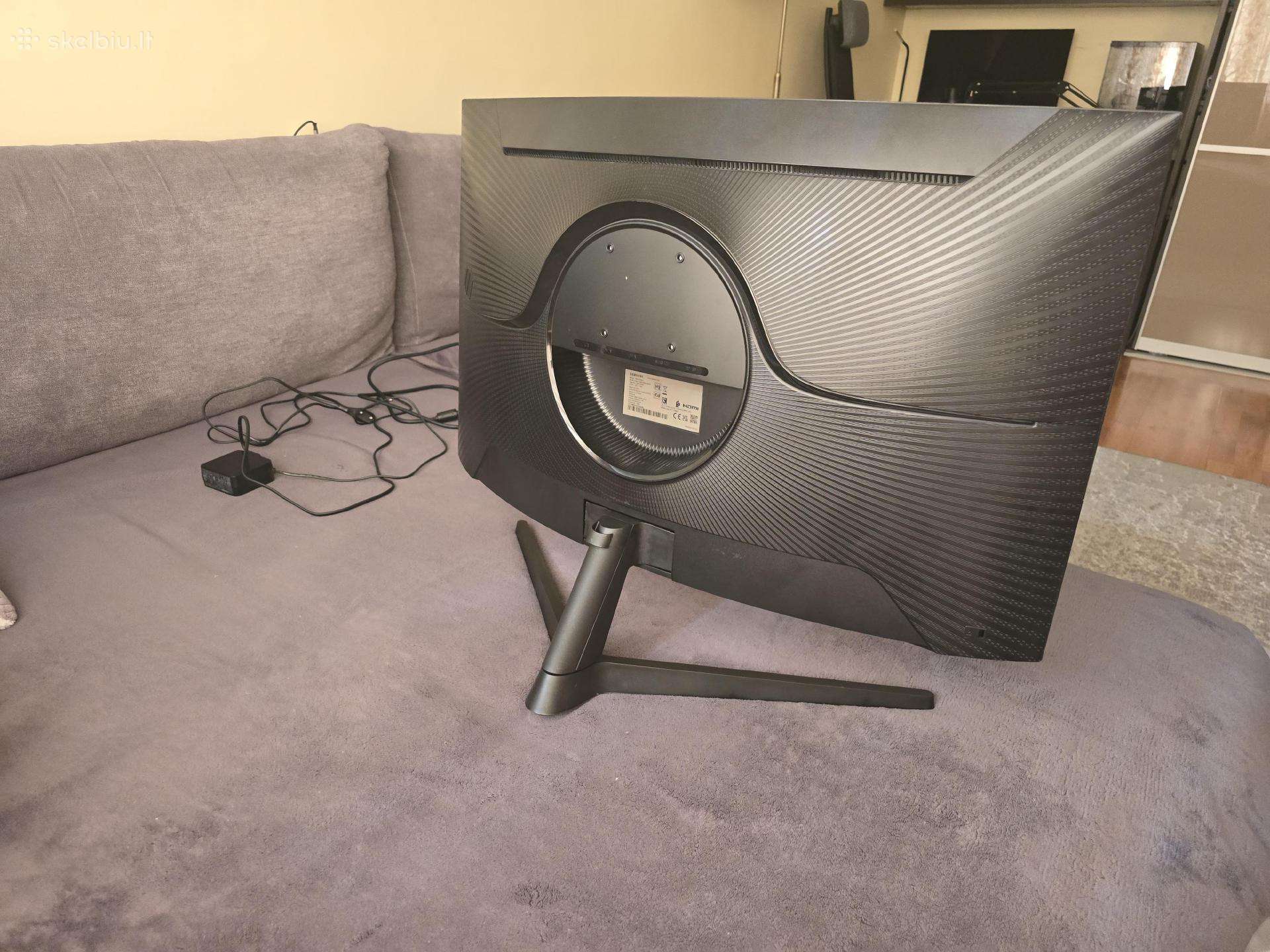 Samsung Odyssey g55c 32' 165hz