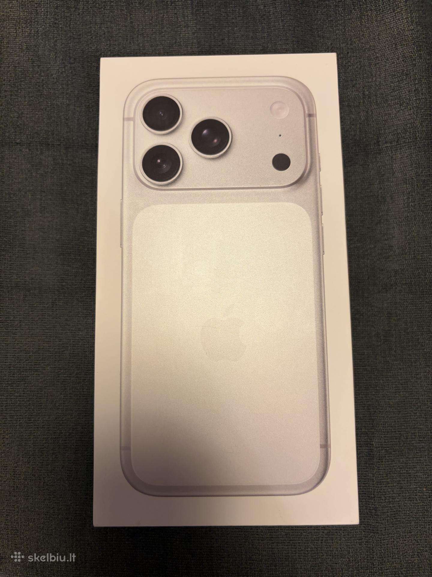 iPhone 17 Pro 256gb Silver (10/10, 99% bat)