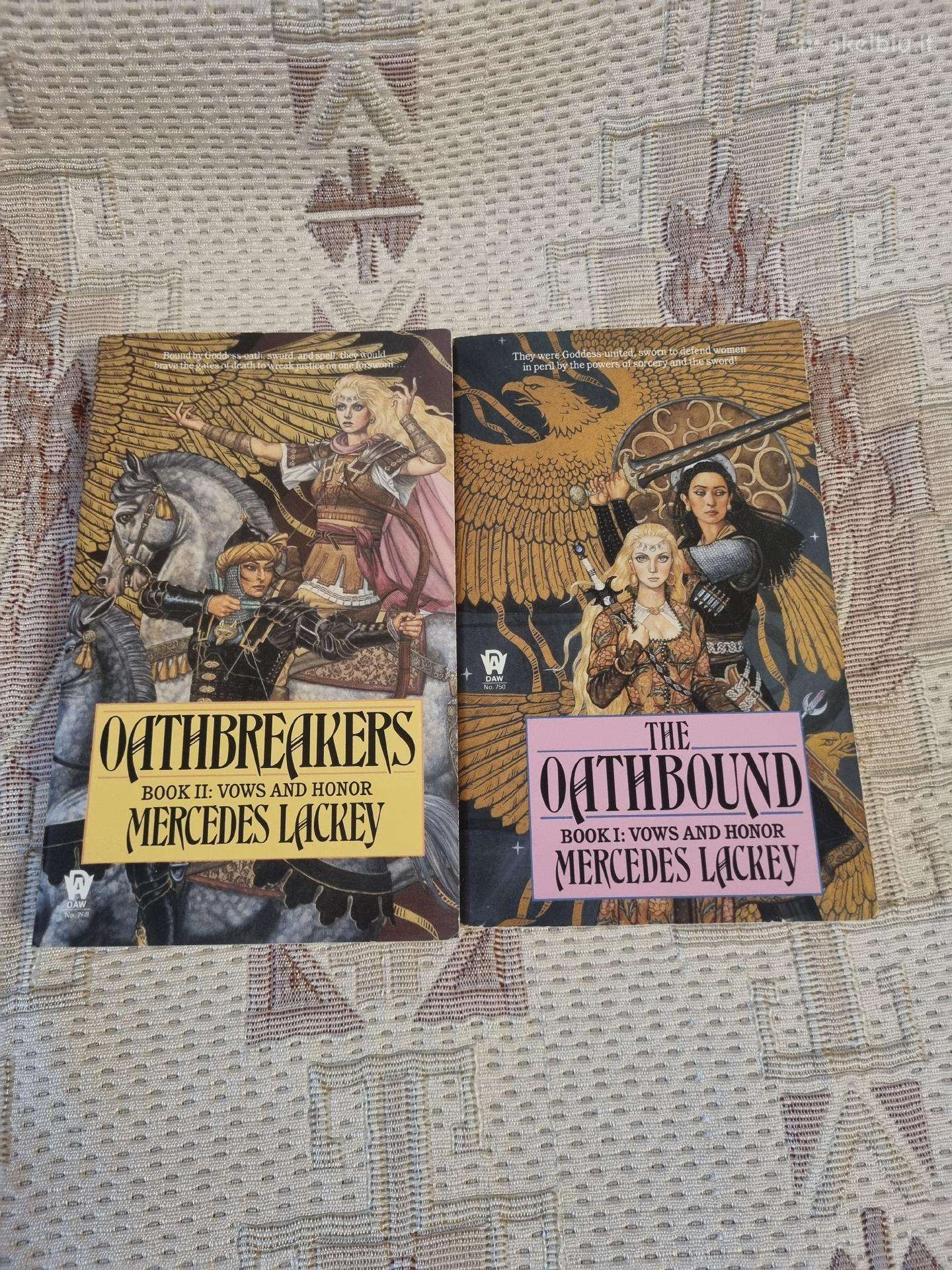 Anglų kalba - Vows and Honor 1 and 2 book