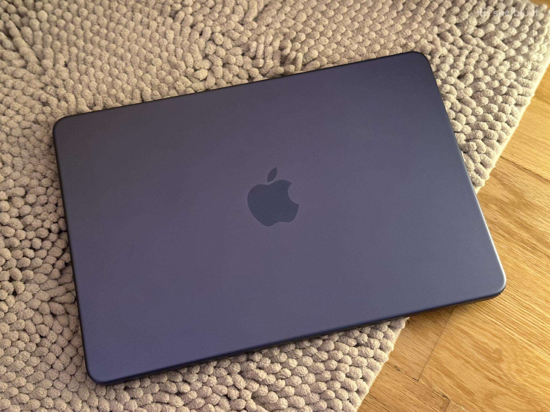 MacBook Neo 13 / A18 Pro / 8gb / 512gb