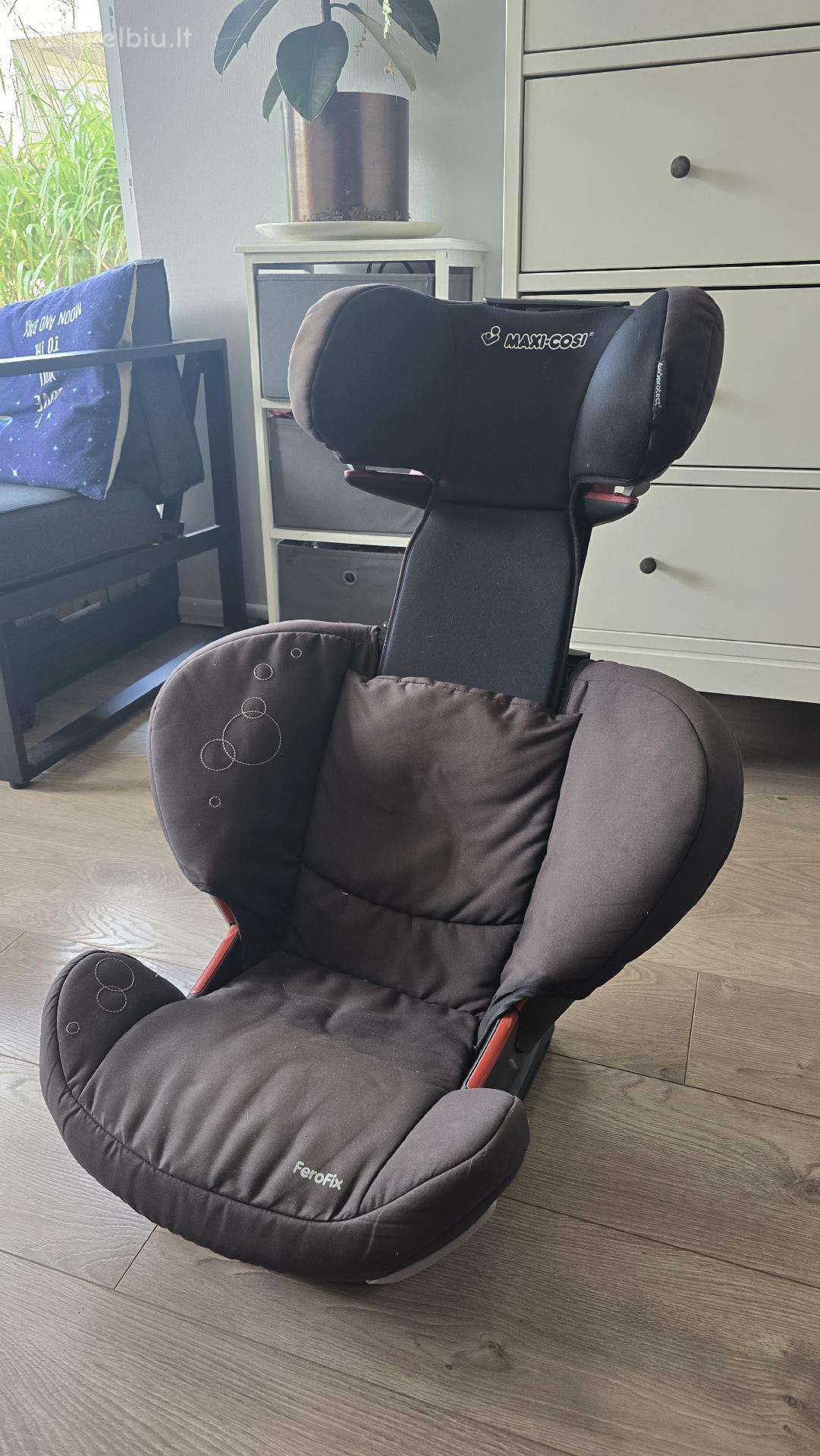 Automobilio kėdutė