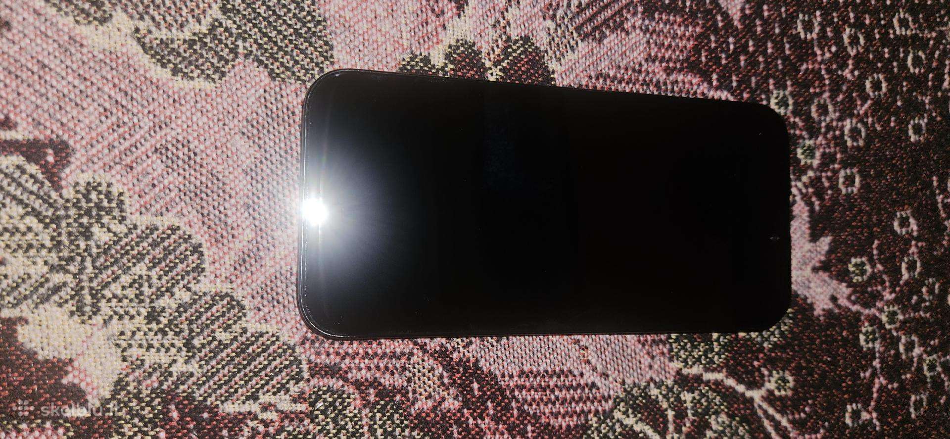 iPhone 16 pro max 256 GB, baterija 97 %