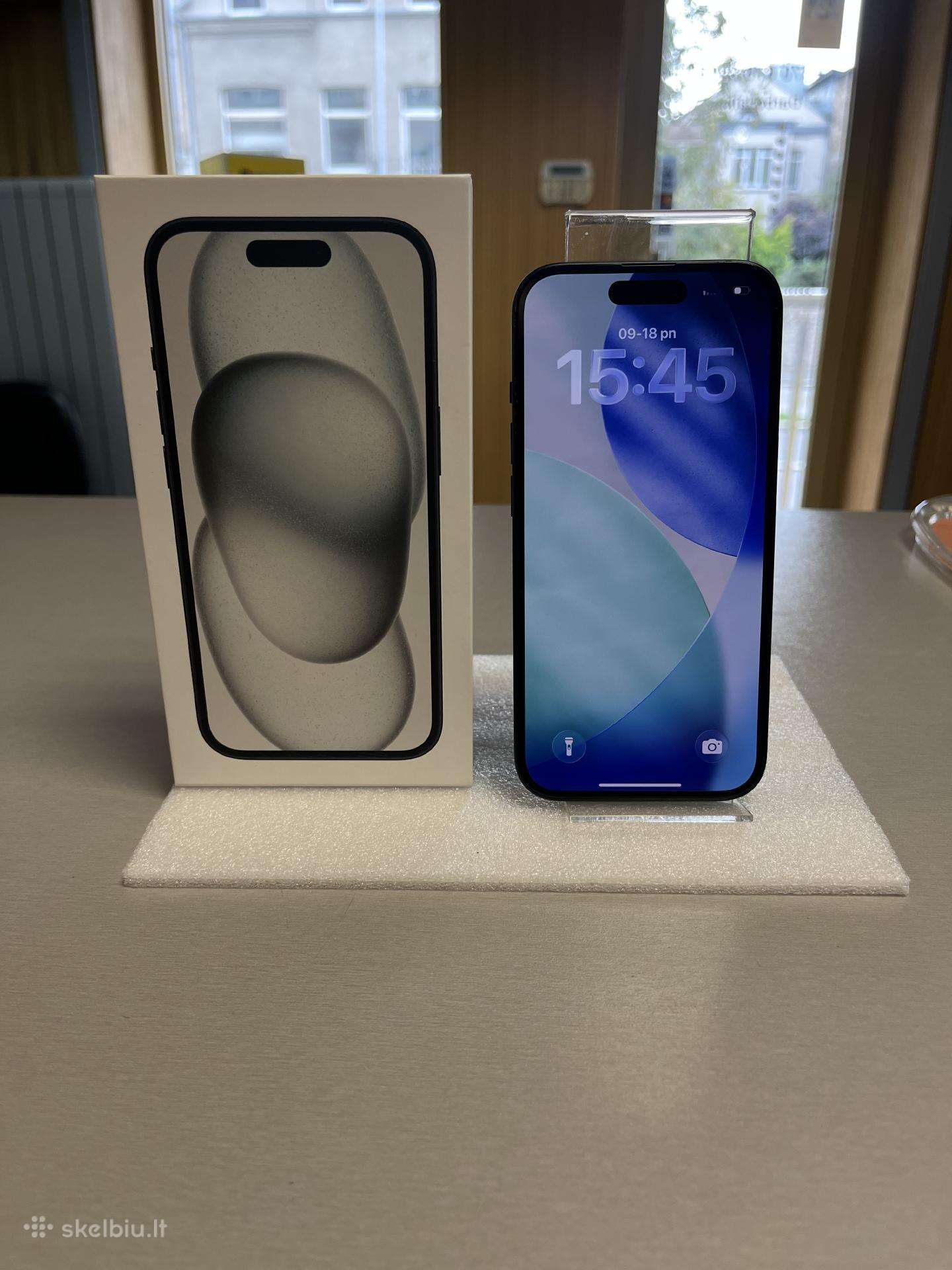 Parduodamas labai geros būklės iPhone 15 128gb.