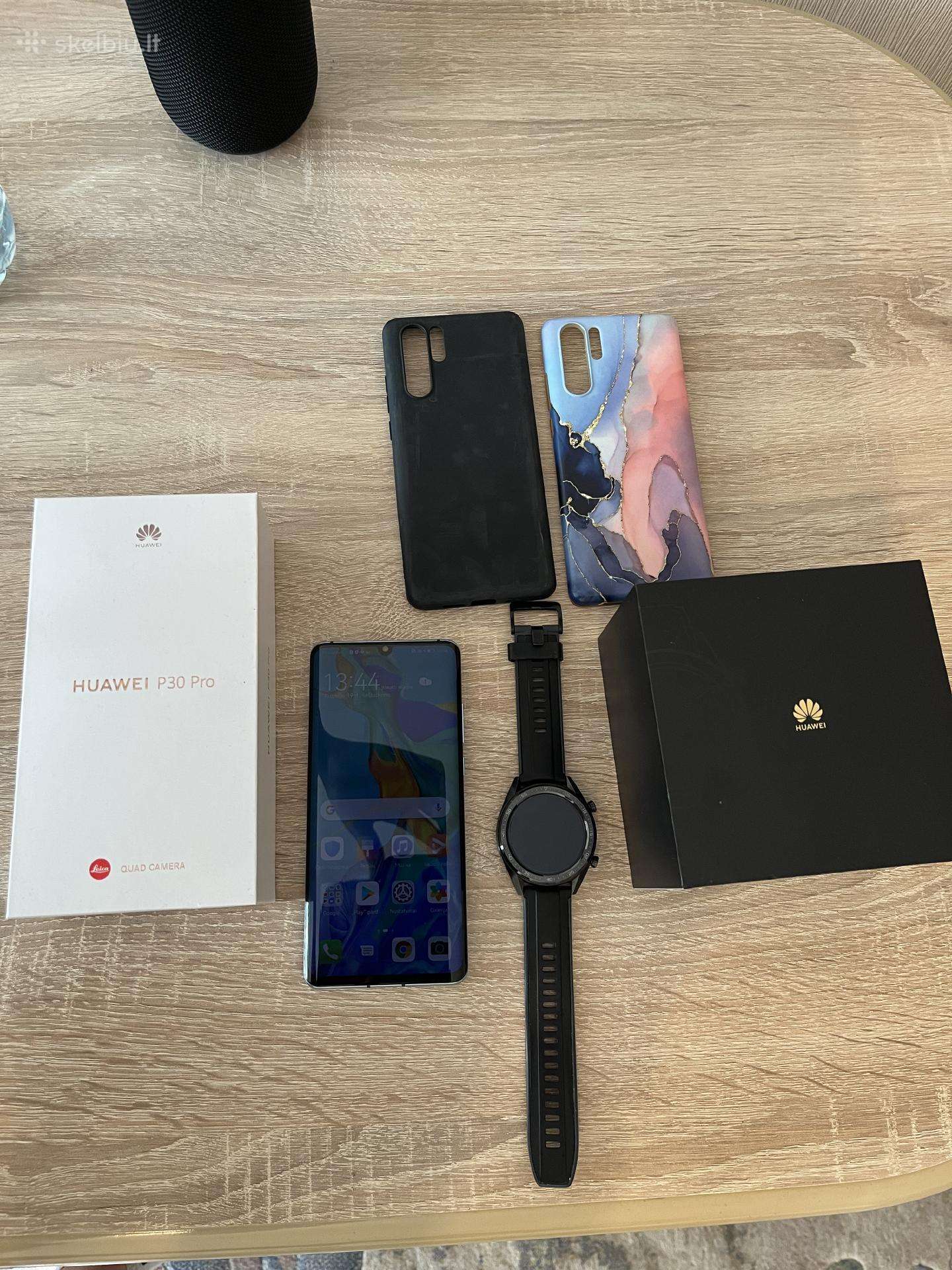 Parduodamas Huawei P30 Pro 128 GB + Huawei Watchgt
