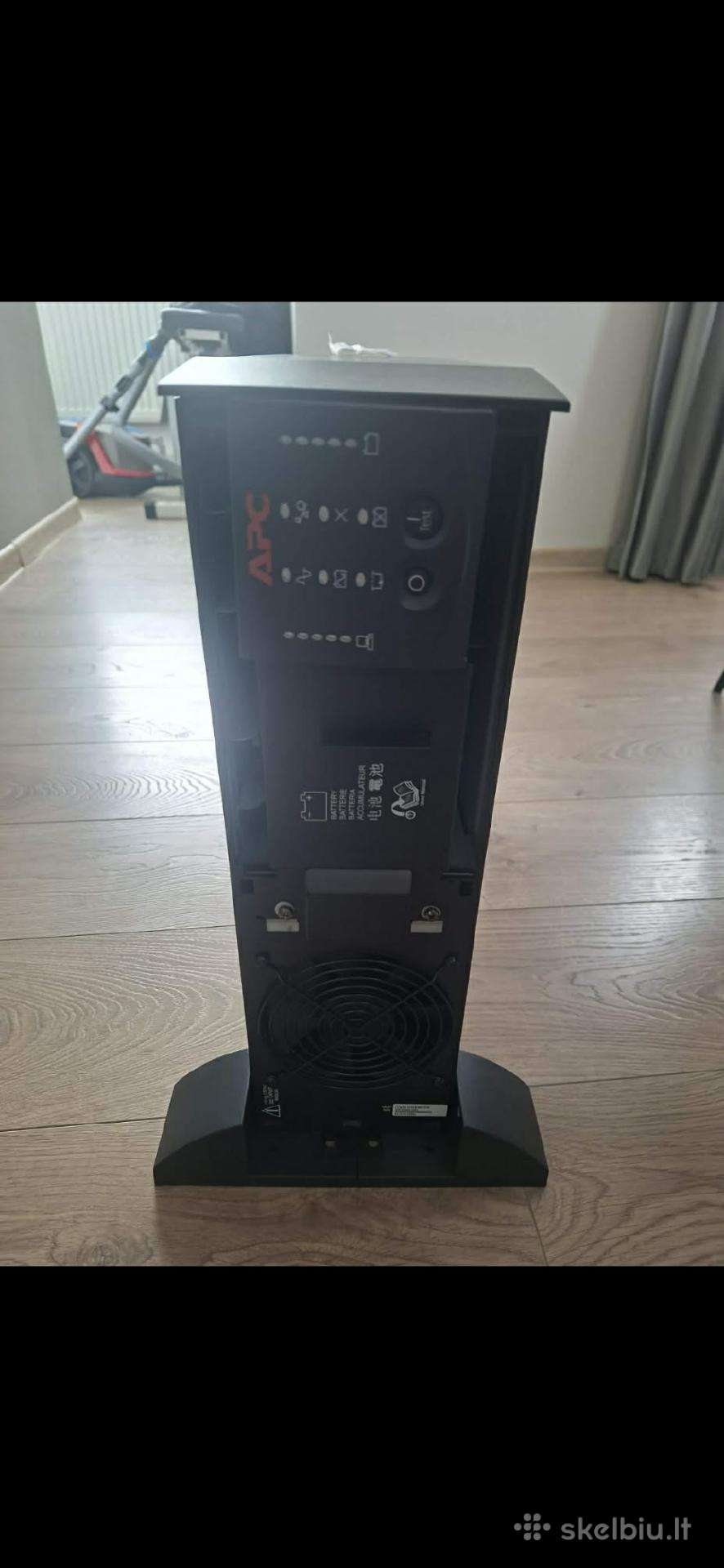 Naujas Apc smart ups rt 3000 su dviem baterijomis