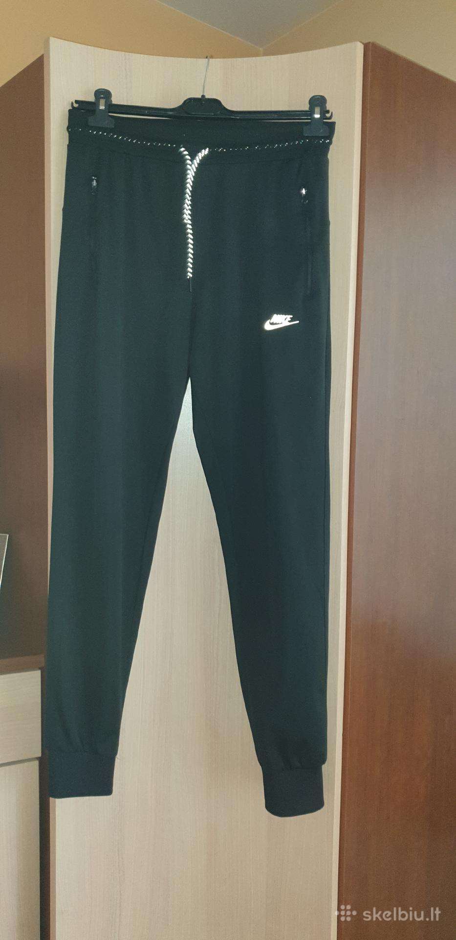 Nike tiktu s,sm