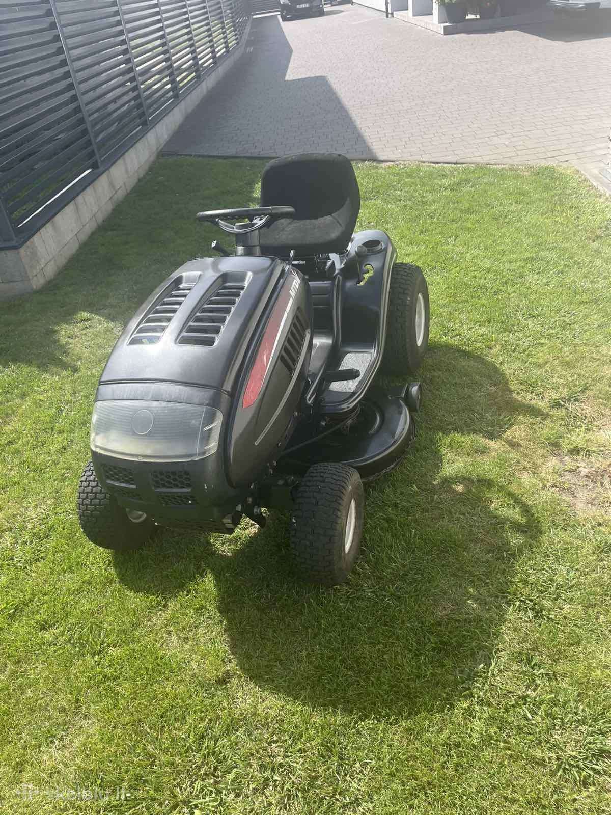Mtd sodo traktoriukas
