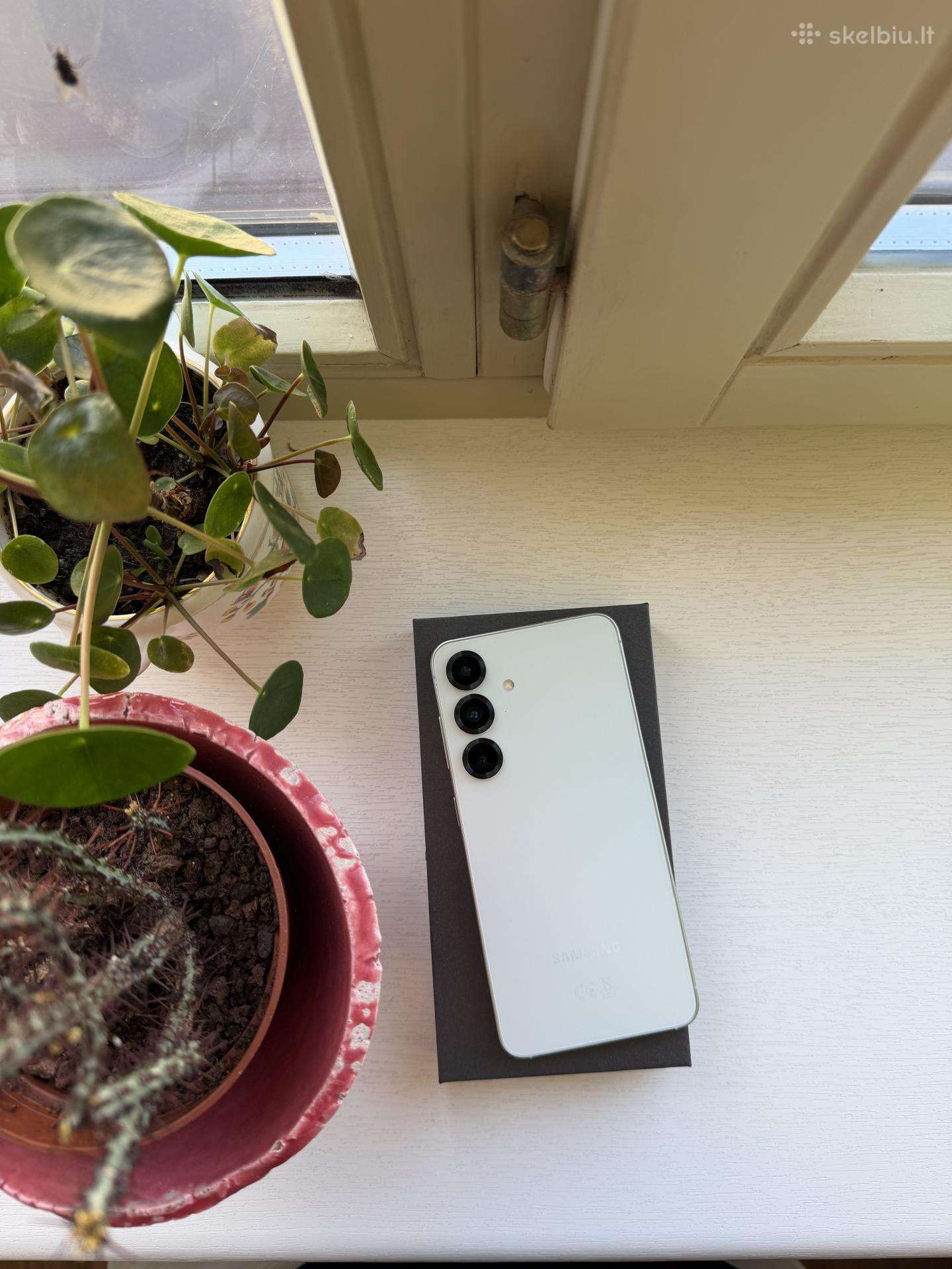 Samsung Galaxy S25 256gb Idealios būklės
