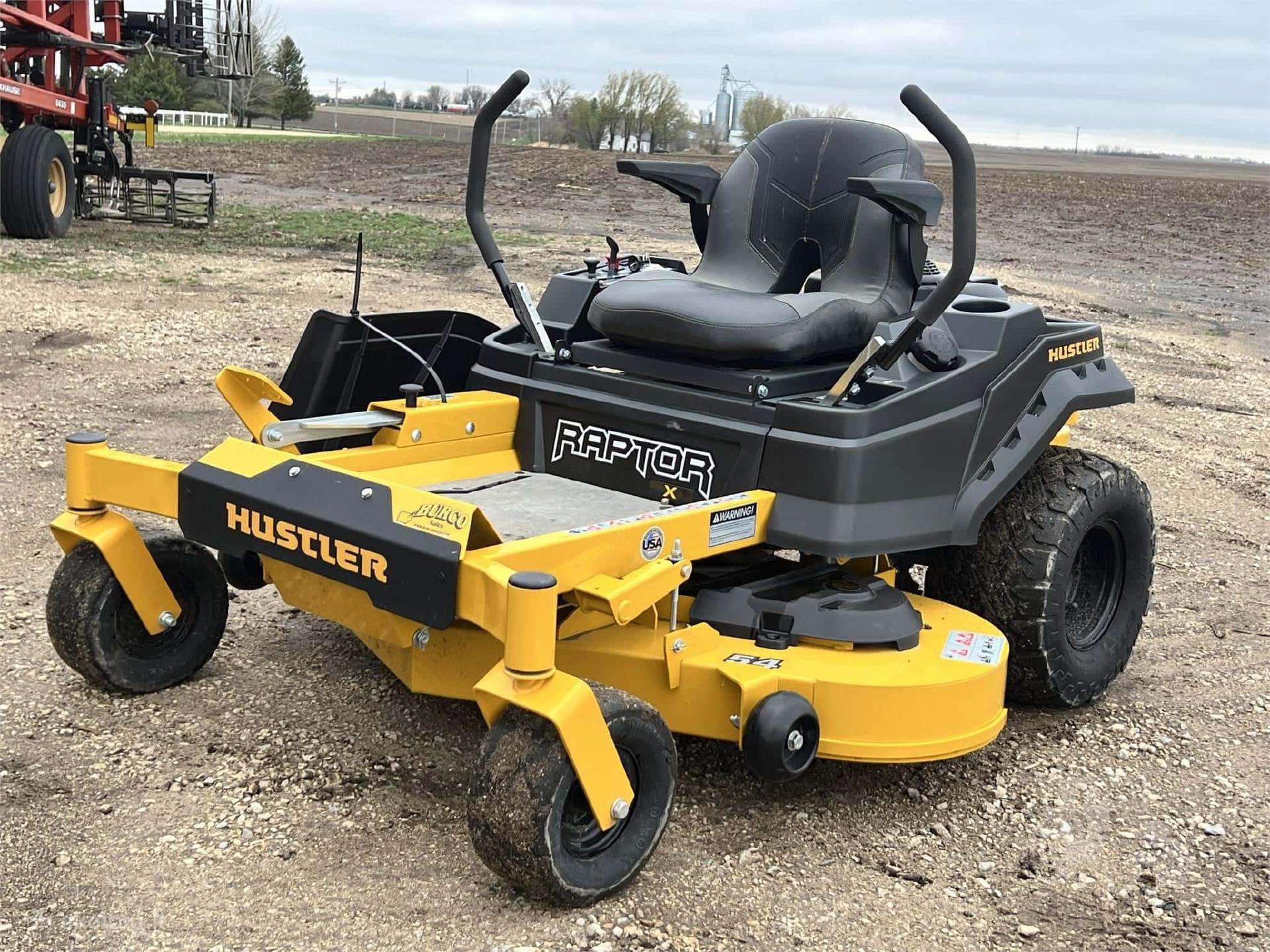 Nulinio apsisukimo sodo traktoriukas