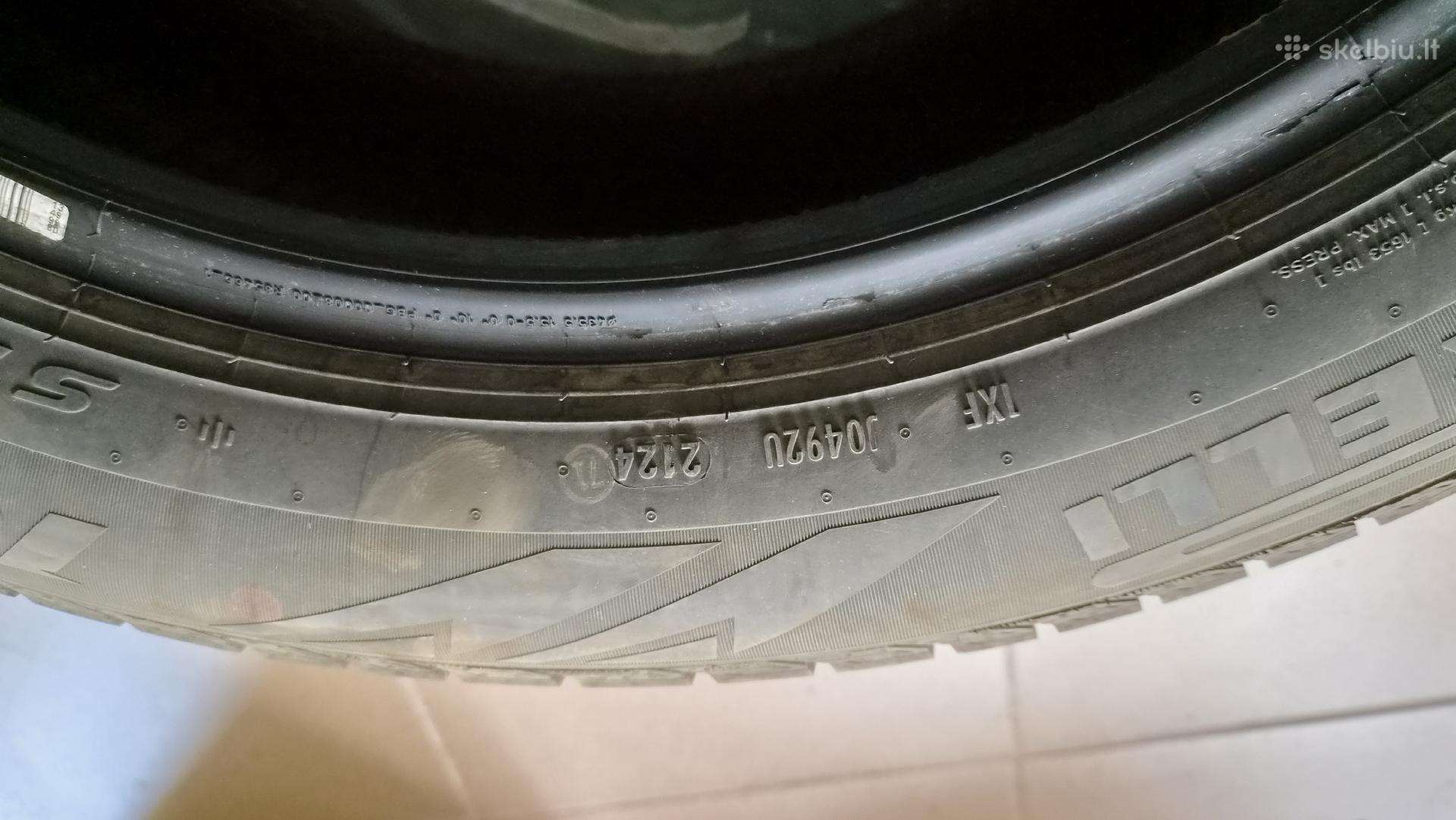 Pirelli, зимние 215/55 R17