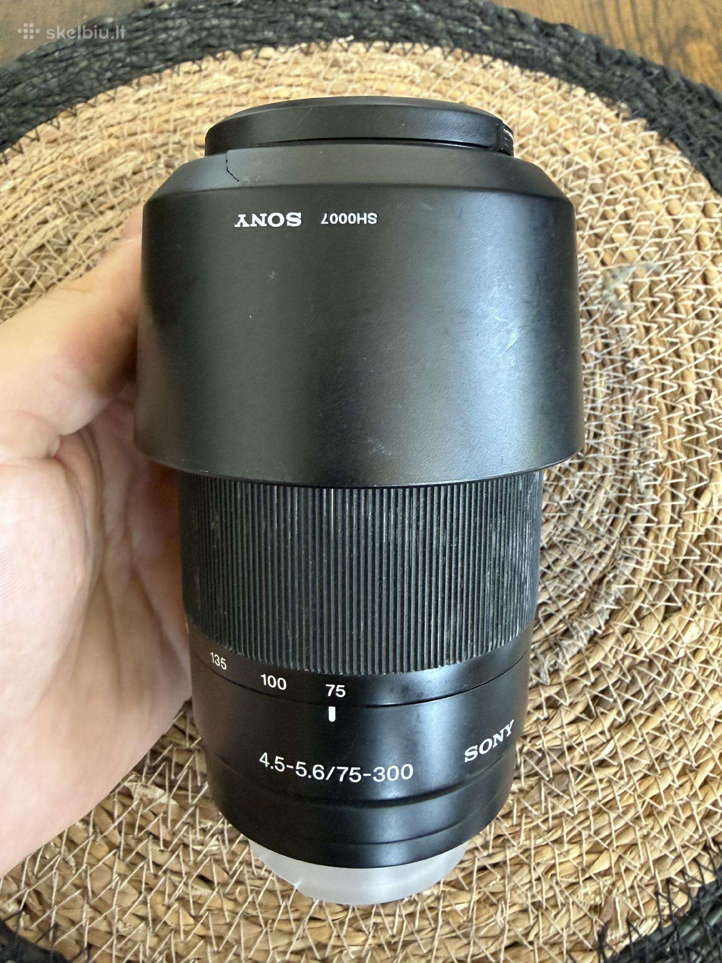 Sony 75-300 a mount objektyvas
