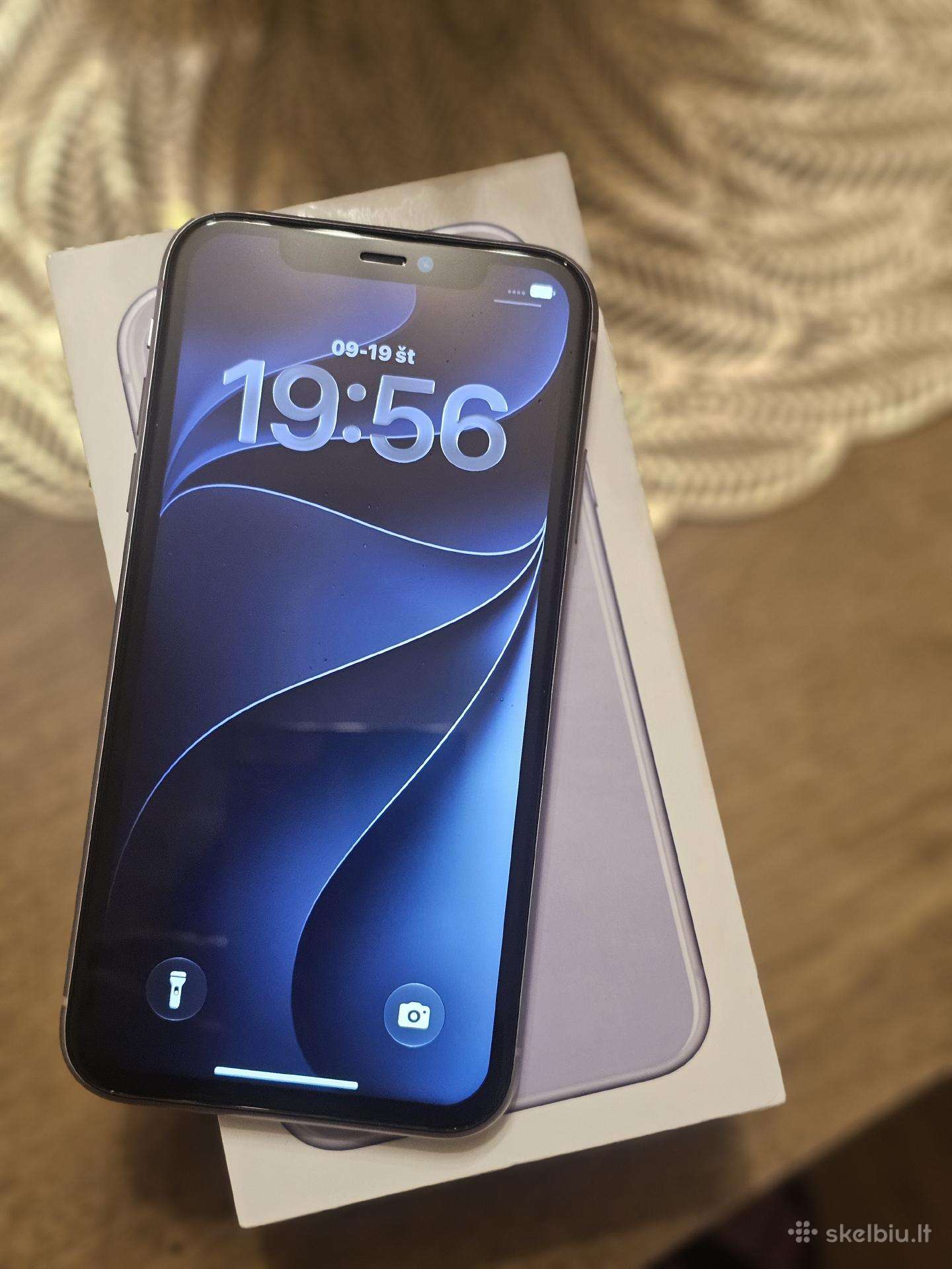 iPhone 11