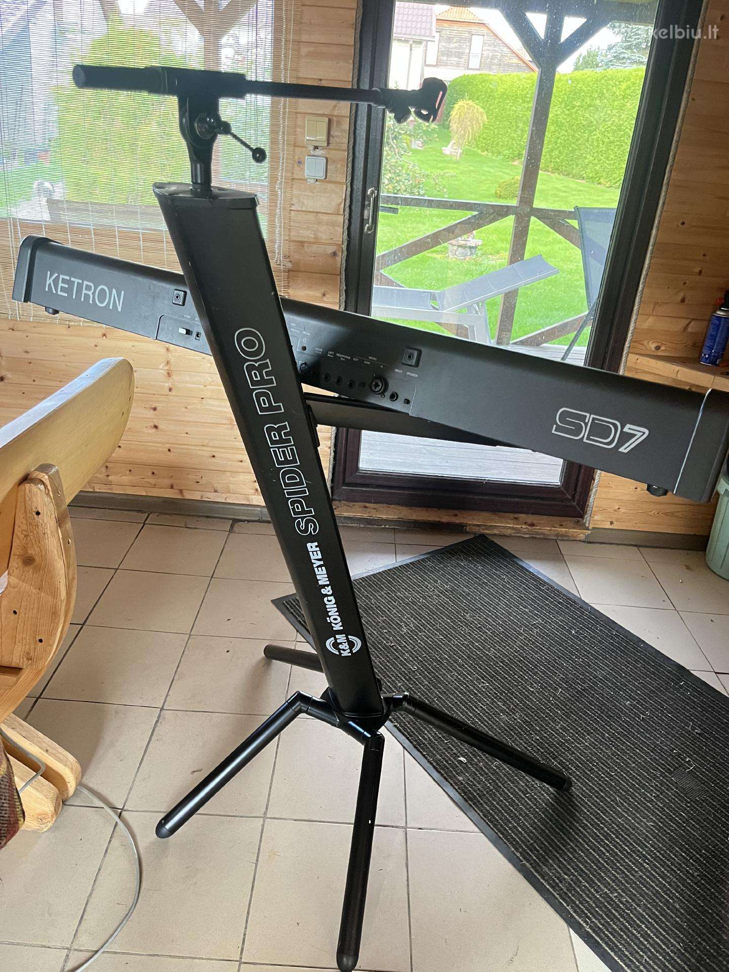 Stovas ,Spider Pro, klavišinis Ketron sd7