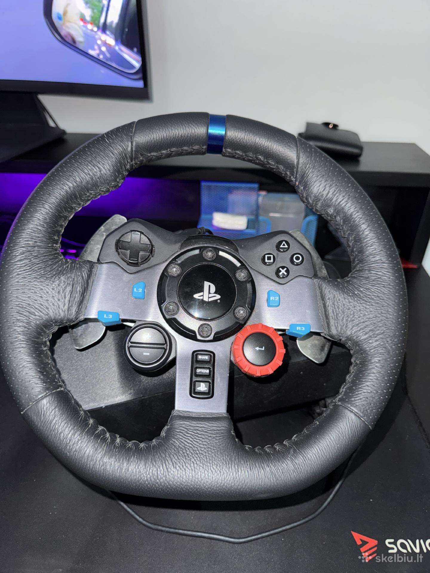 Logitech G29 vairas su pedalais