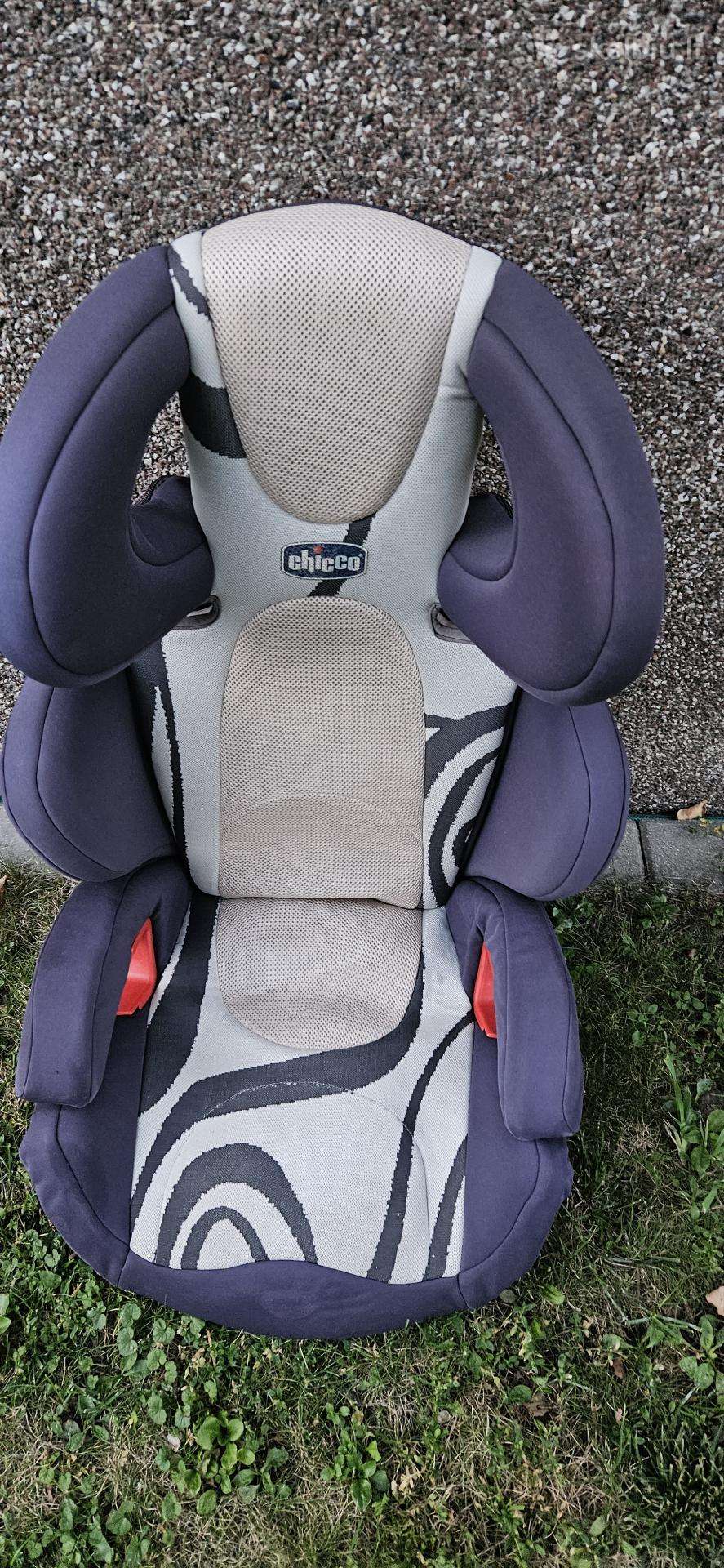 Kėdutė automobilinė Chicco