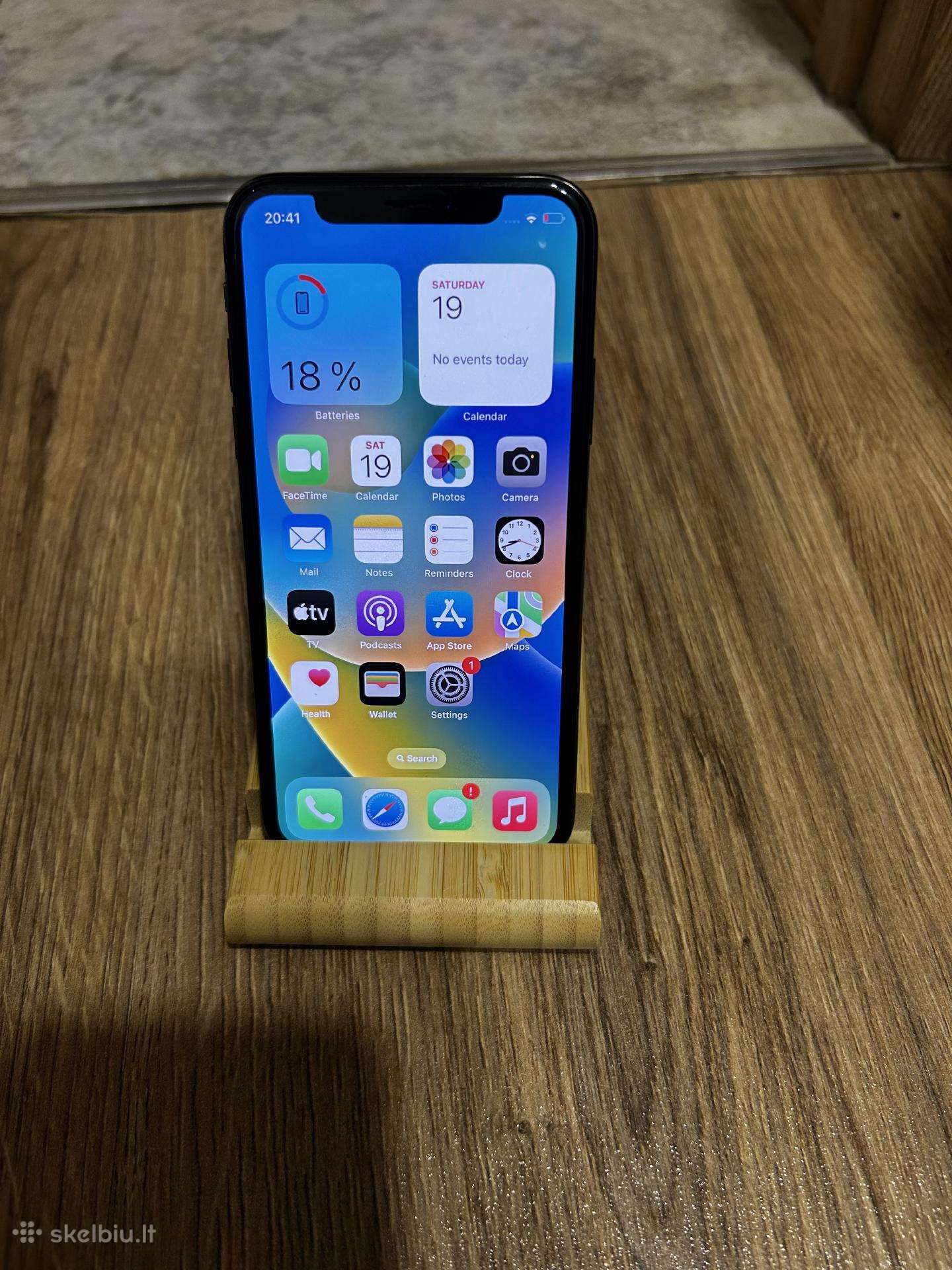 iPhone X 64gb baterija 100