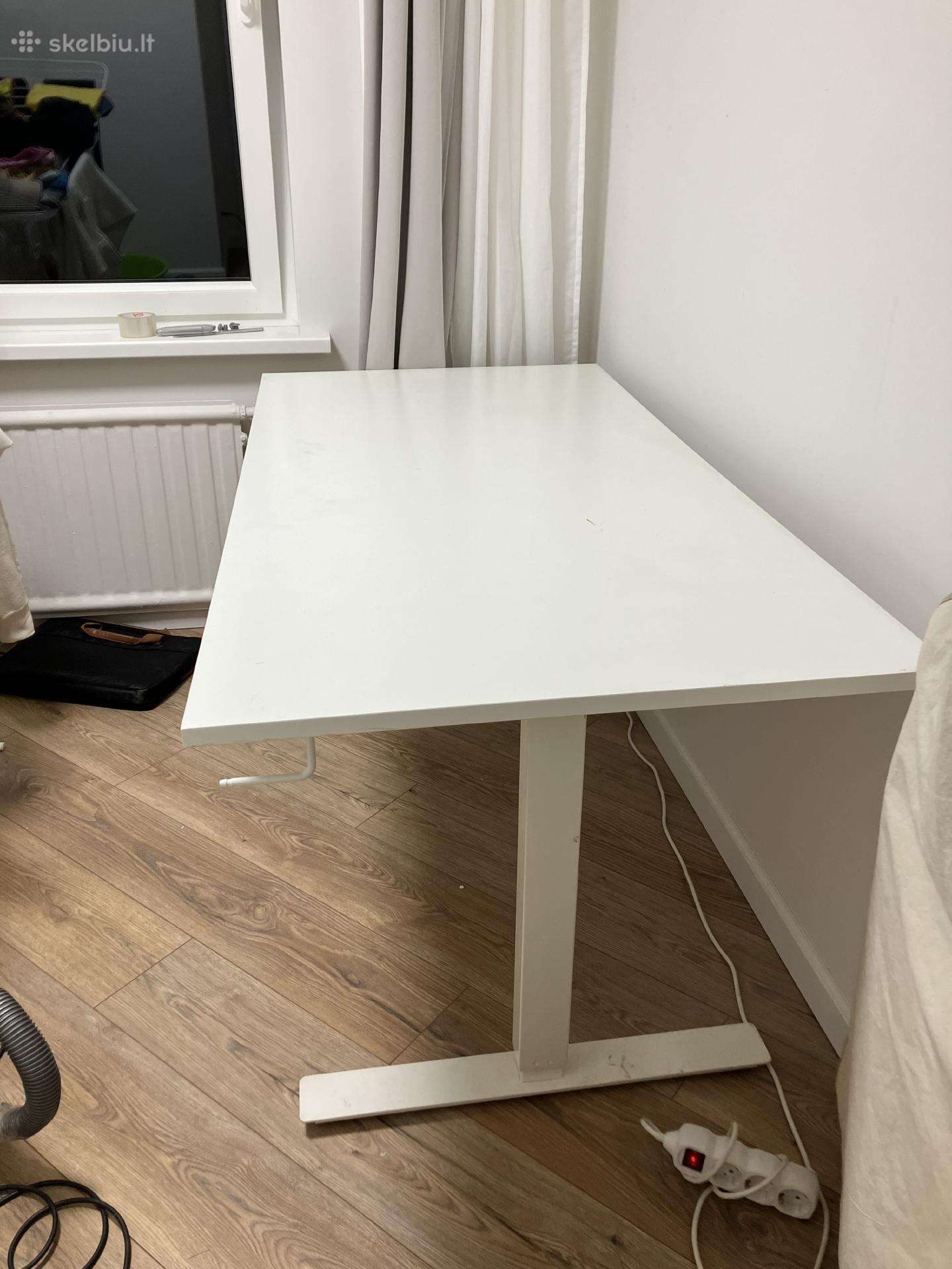 Ikea keičiamo aukščio rašomasis stalas + stalčiai