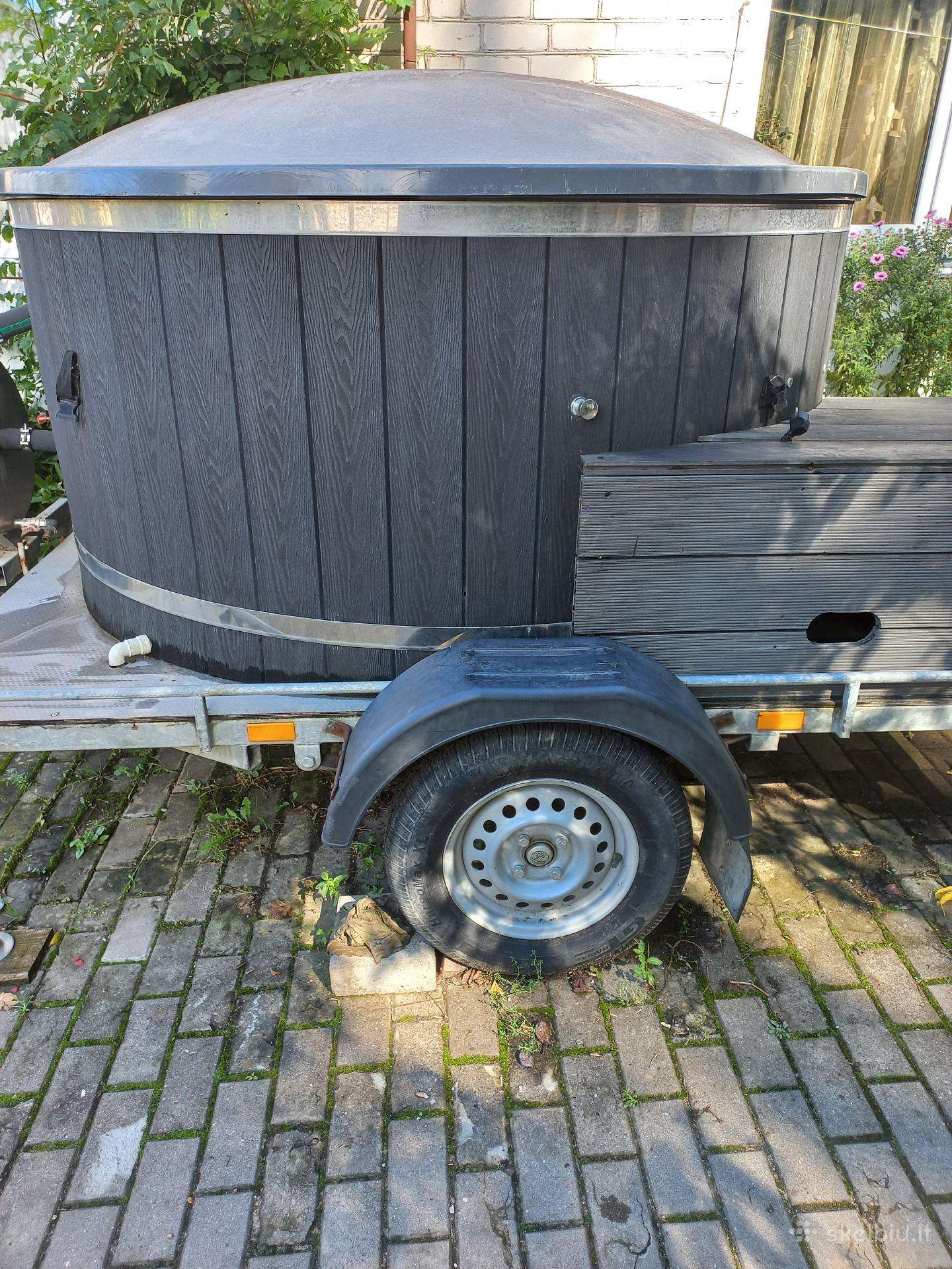 Parduodamas kubilas su priekaba