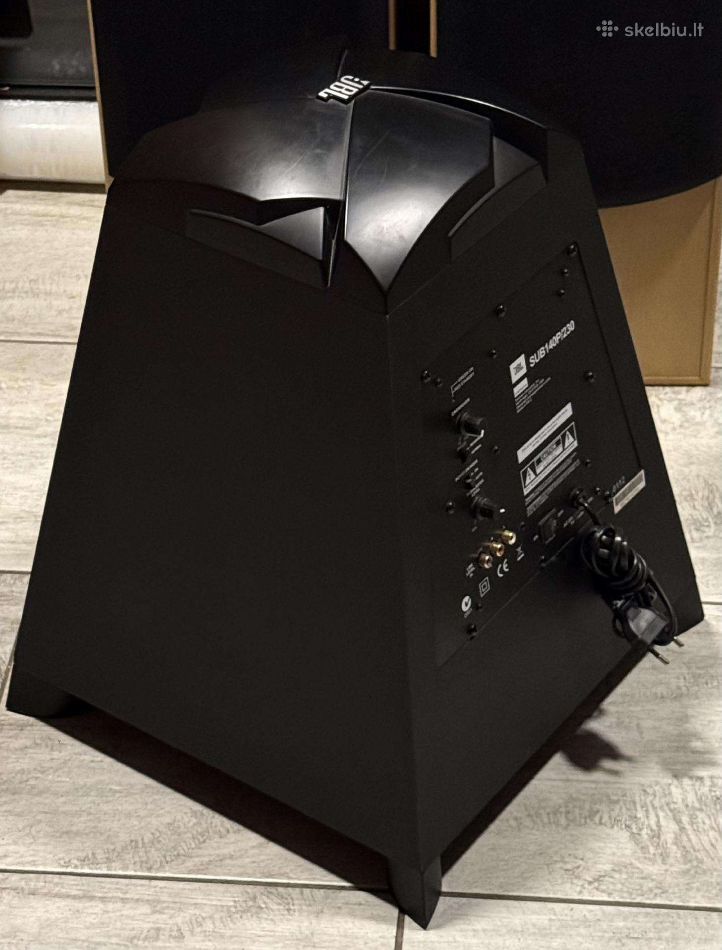 Jbl Studio Sub140p/230 / aktyvūs žemadažniai subai