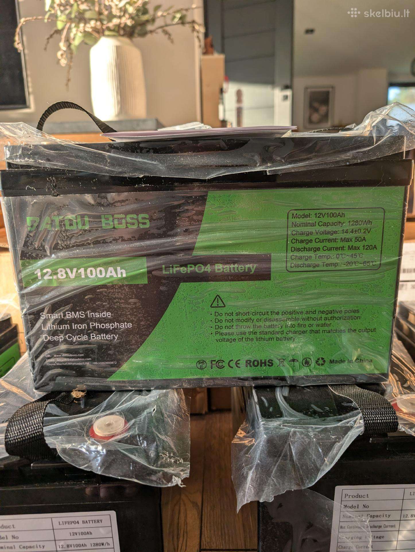 Nauji Lifepo4 Datouboss 12v 100ah (8 vnt.) Bms