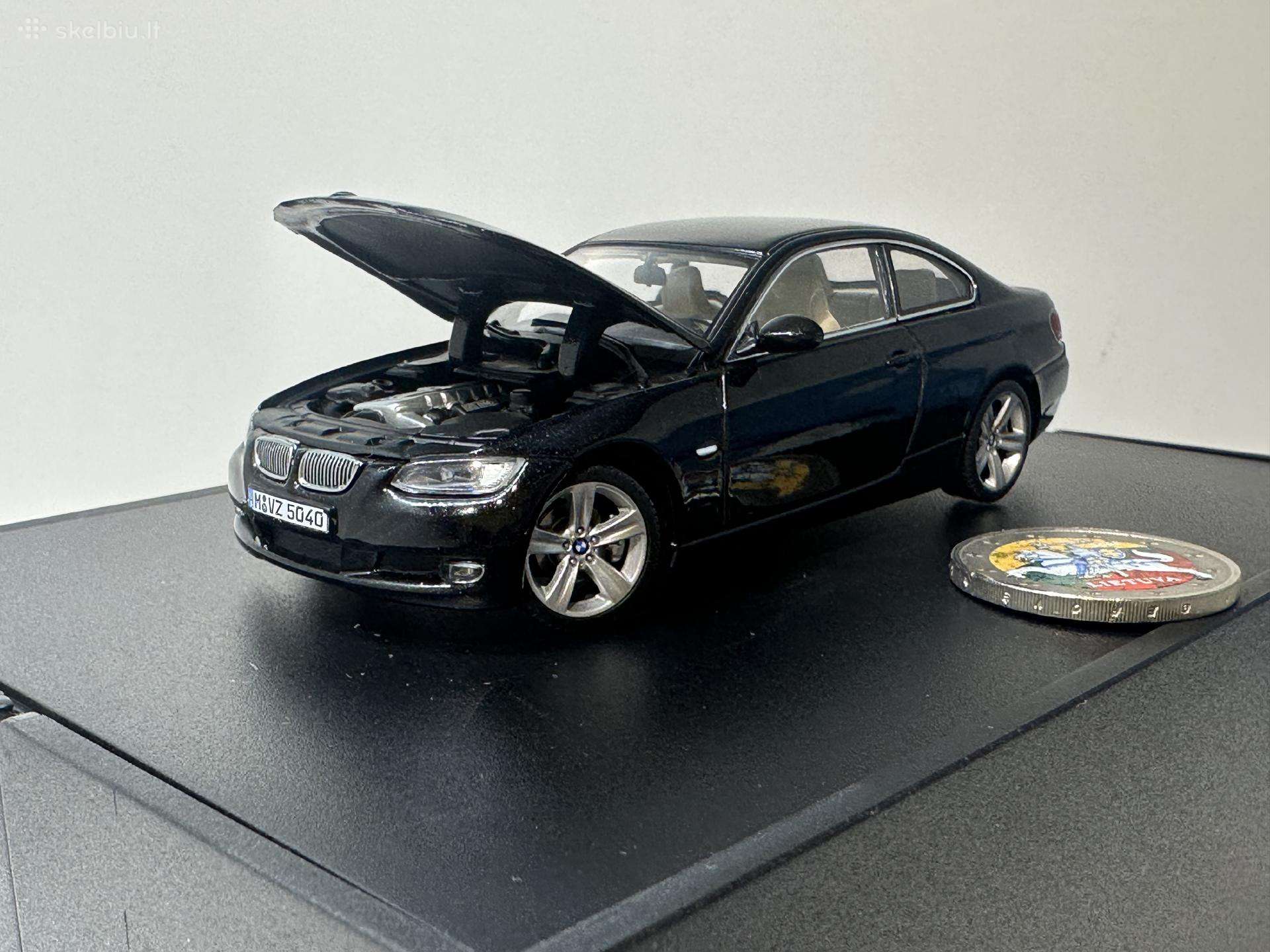 Bmw 3er Coupe E92 2006 juoda 1:43 Autoart