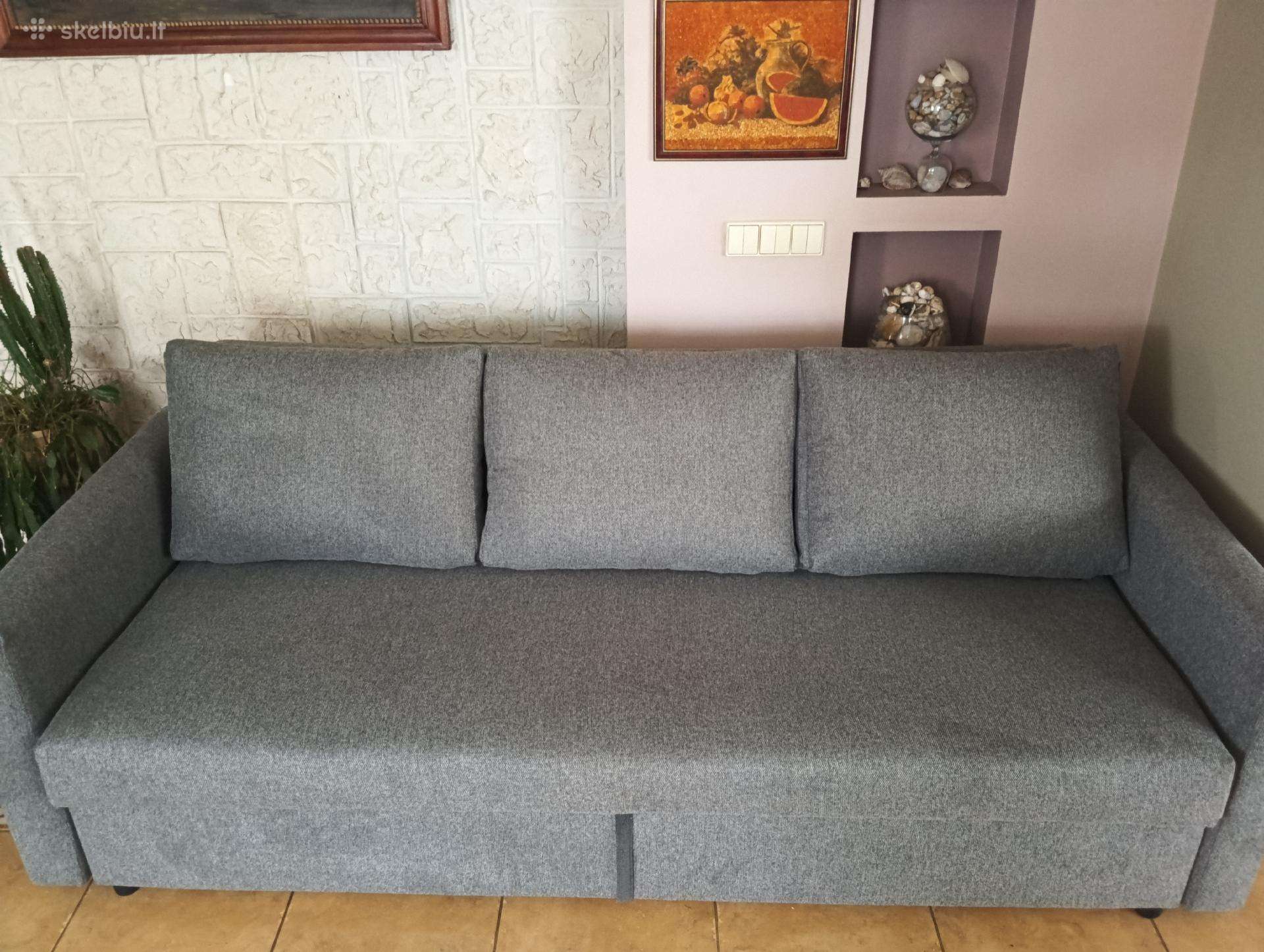 Miegama sofa su patalynės dėže