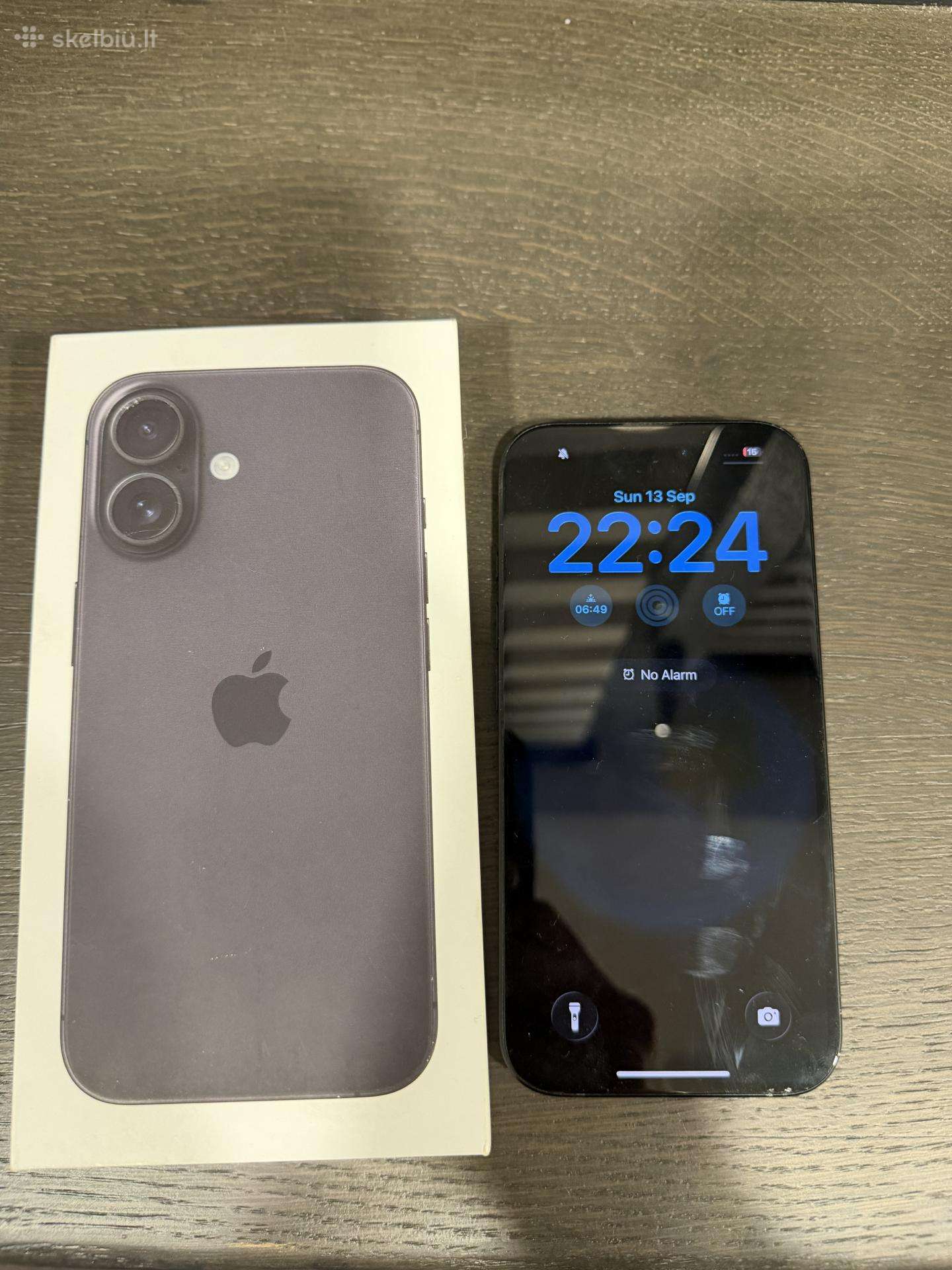 iPhone 16