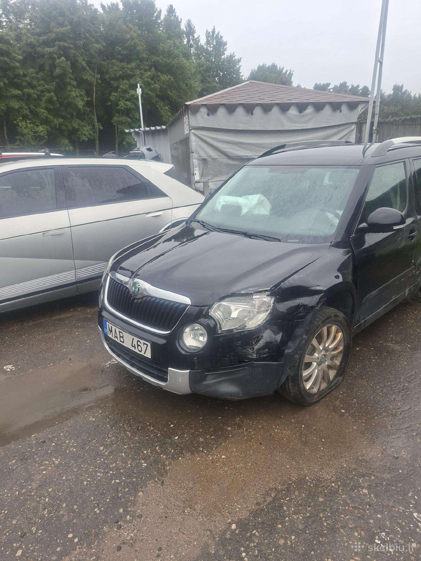 Parduodu daužtą Skoda Yeti 2011 1.2 Tsi