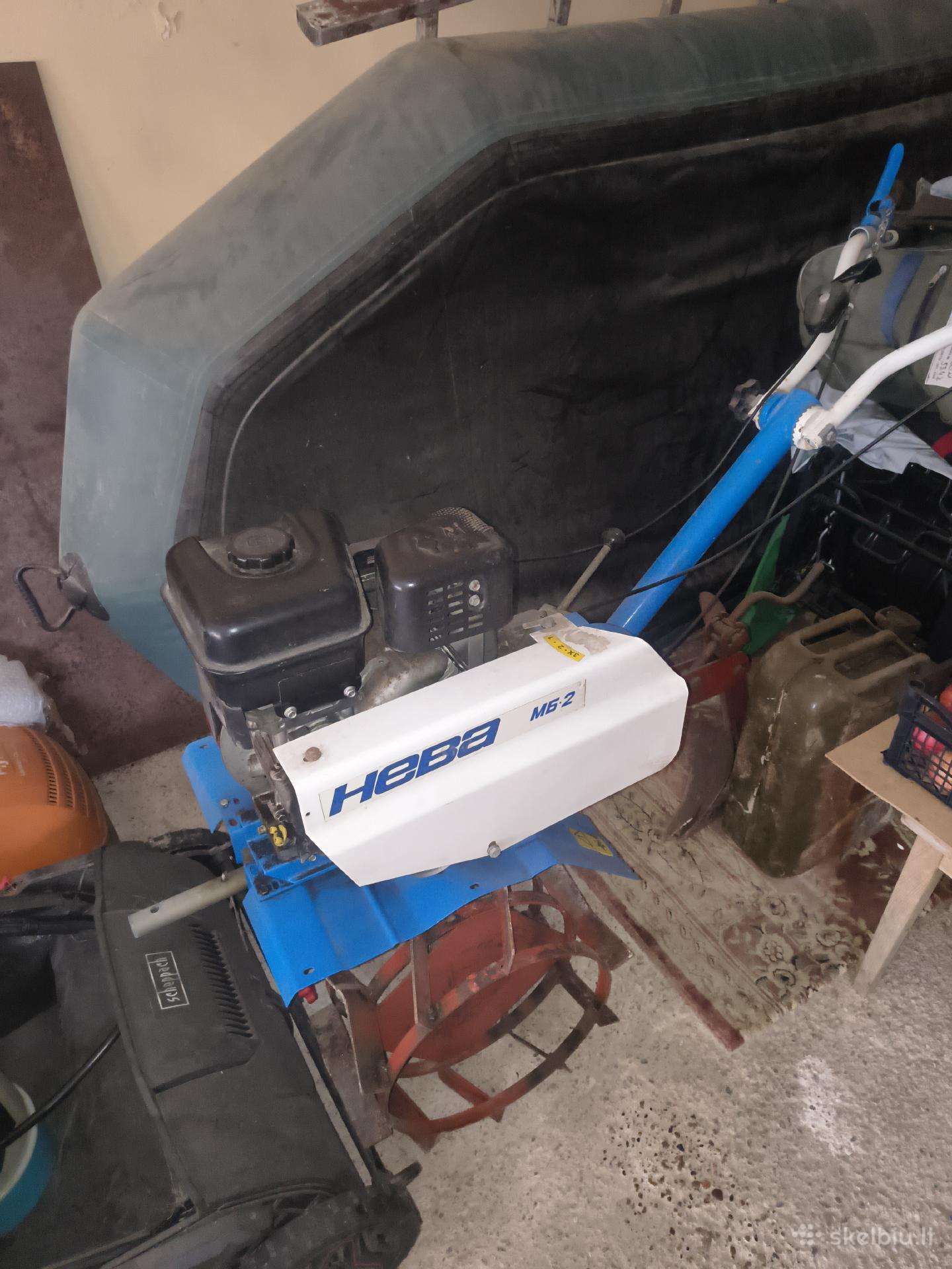 Mažai naudotas motobokas su priedais