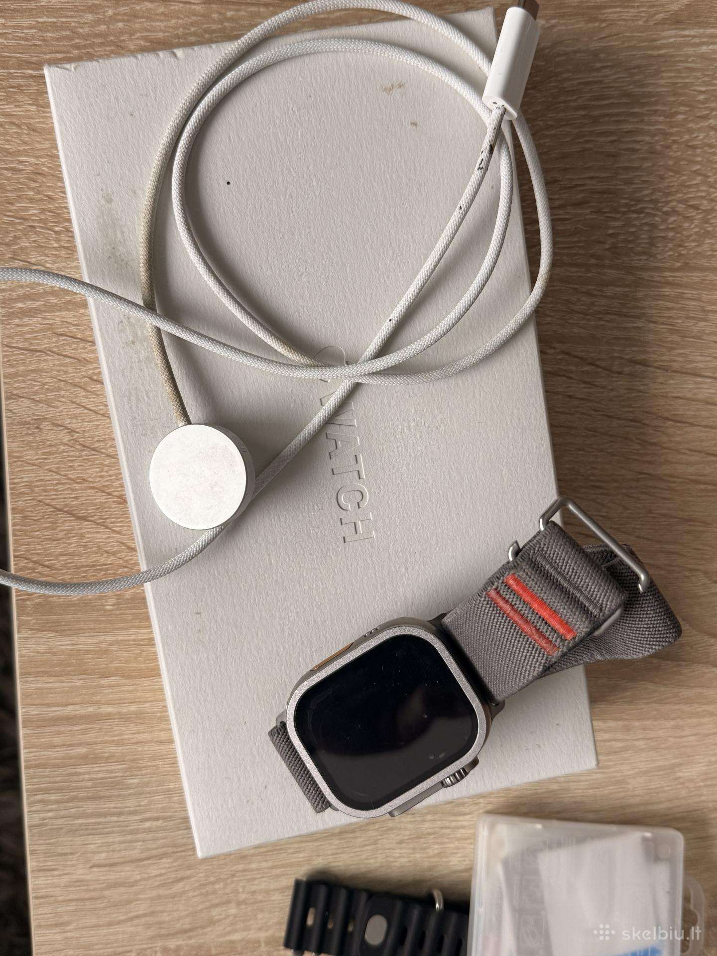 Parduodami Apple Watch Ultra 2