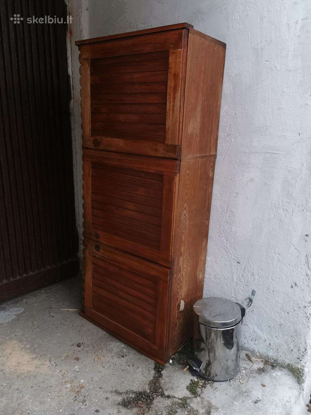 Spintelė pakabinama dovanoju