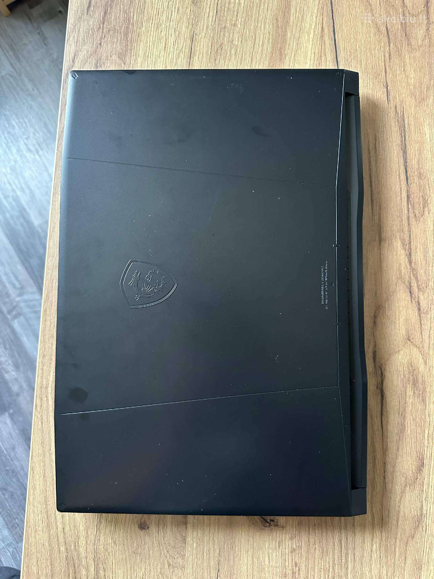 Msi katana 17 B13vfk žaidimų kompiuteris.