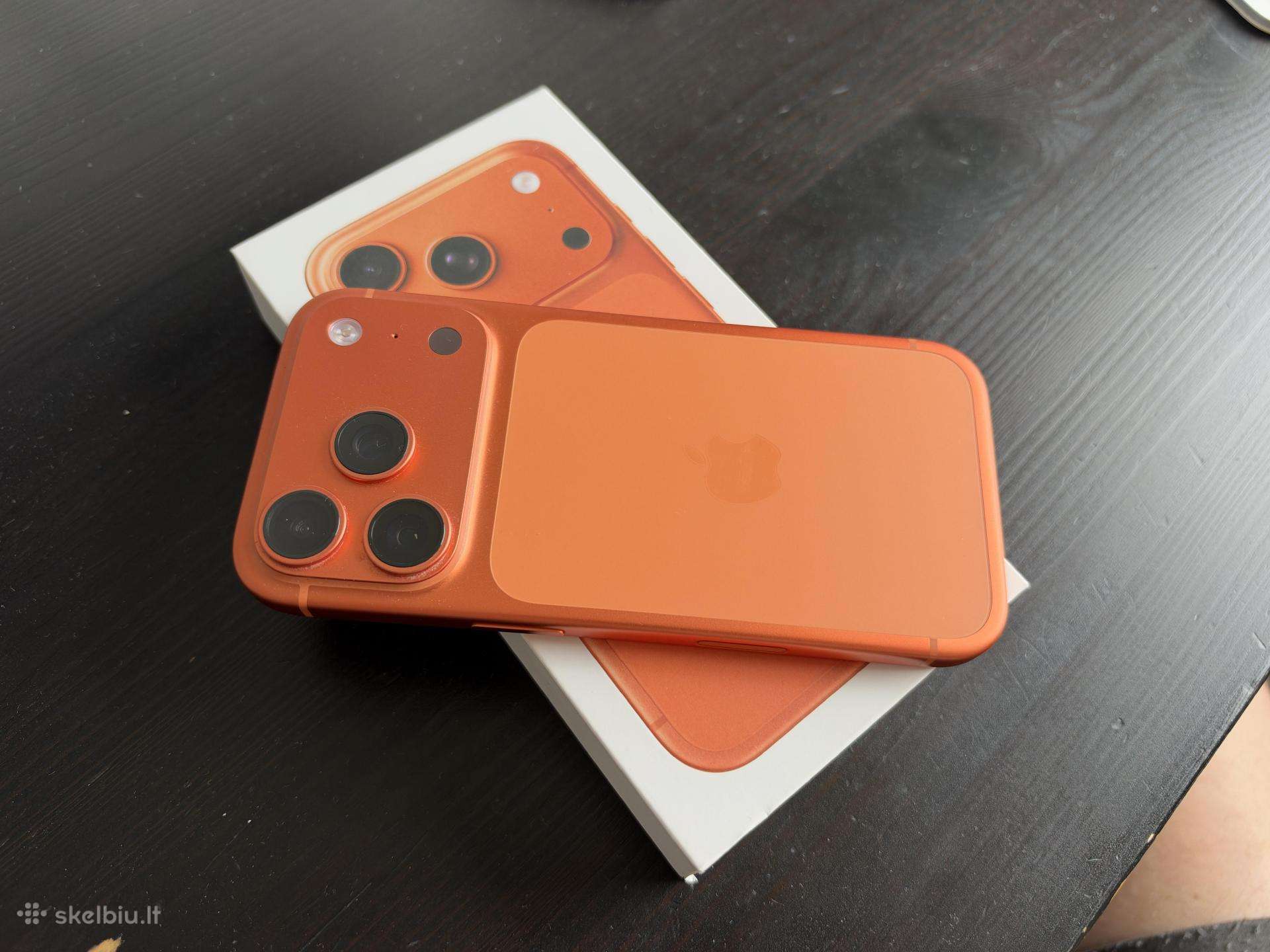Parduodu Apple iPhone 17 Pro 256 GB, Cosmic Orange