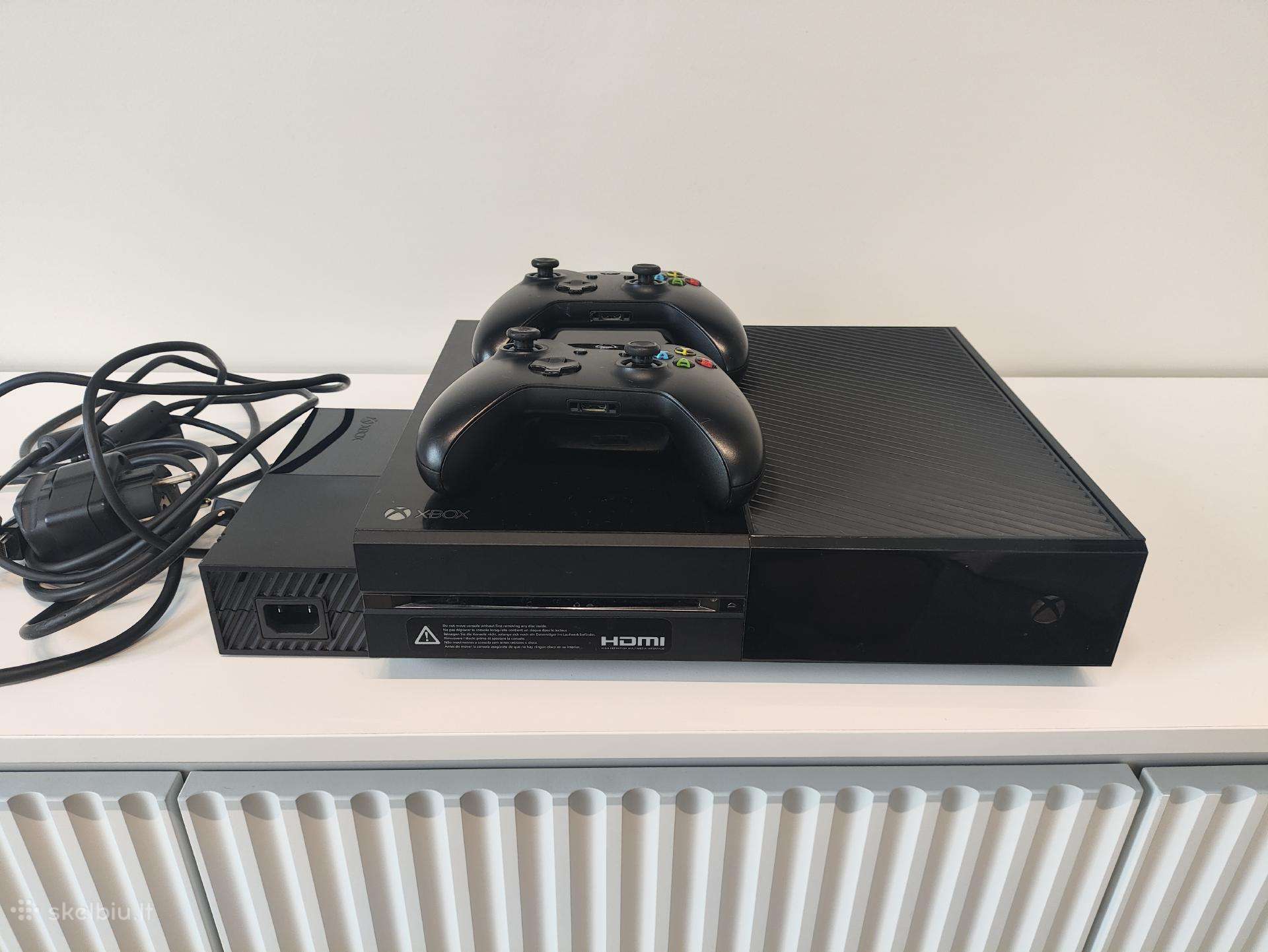 Xbox One 2 pulteliai + 16 žaidimų