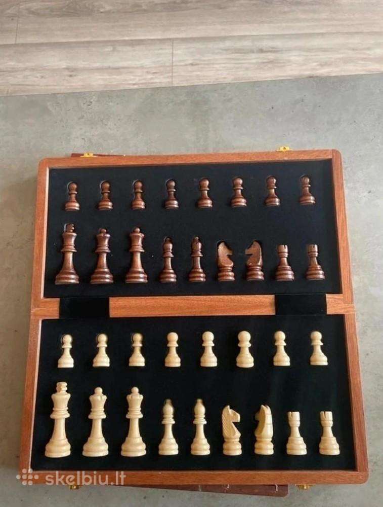Mediniai Sachmatai 39x 39cm Nauji