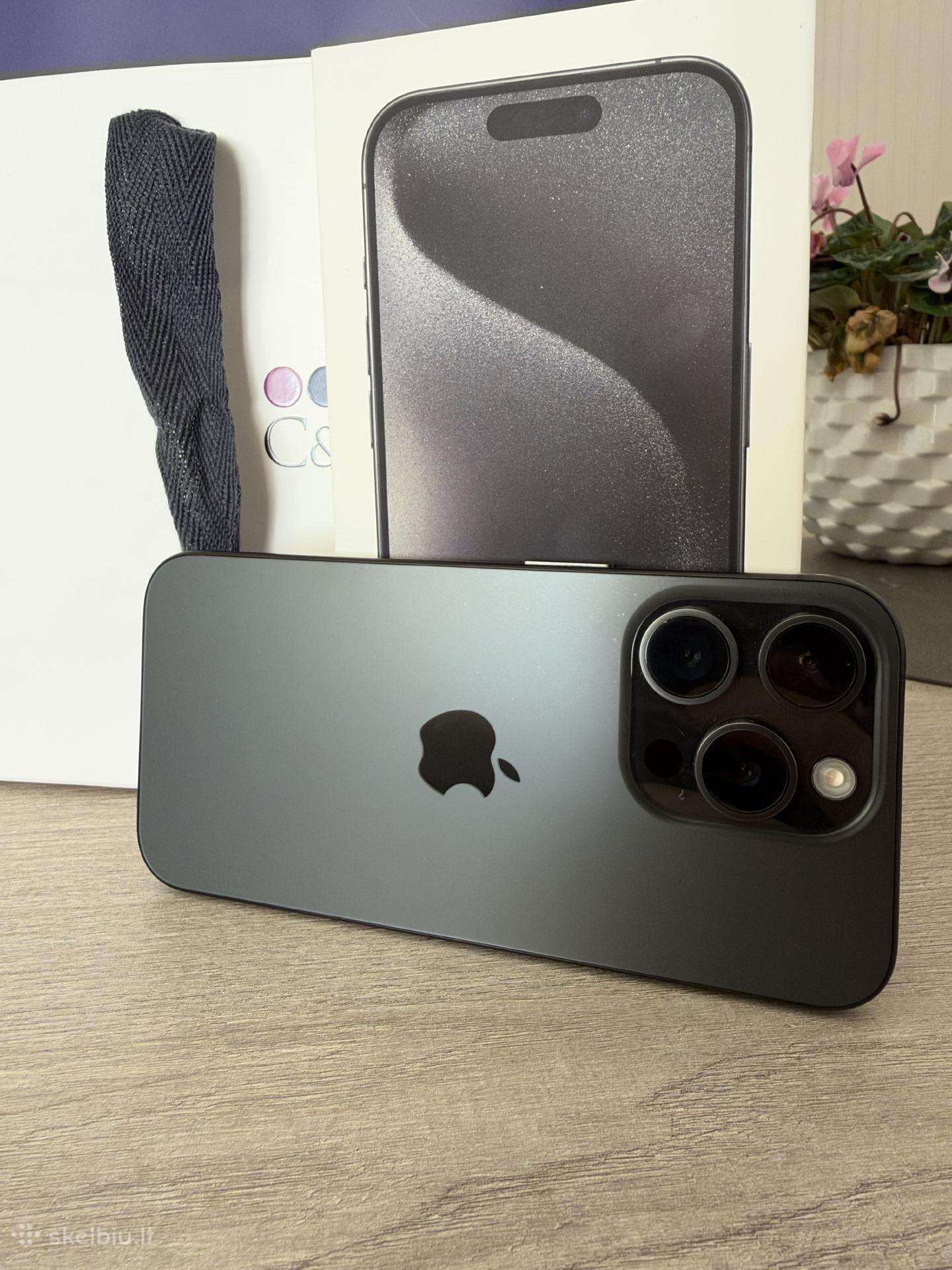 Parduodamas iPhone 15 Pro 256gb black titanium