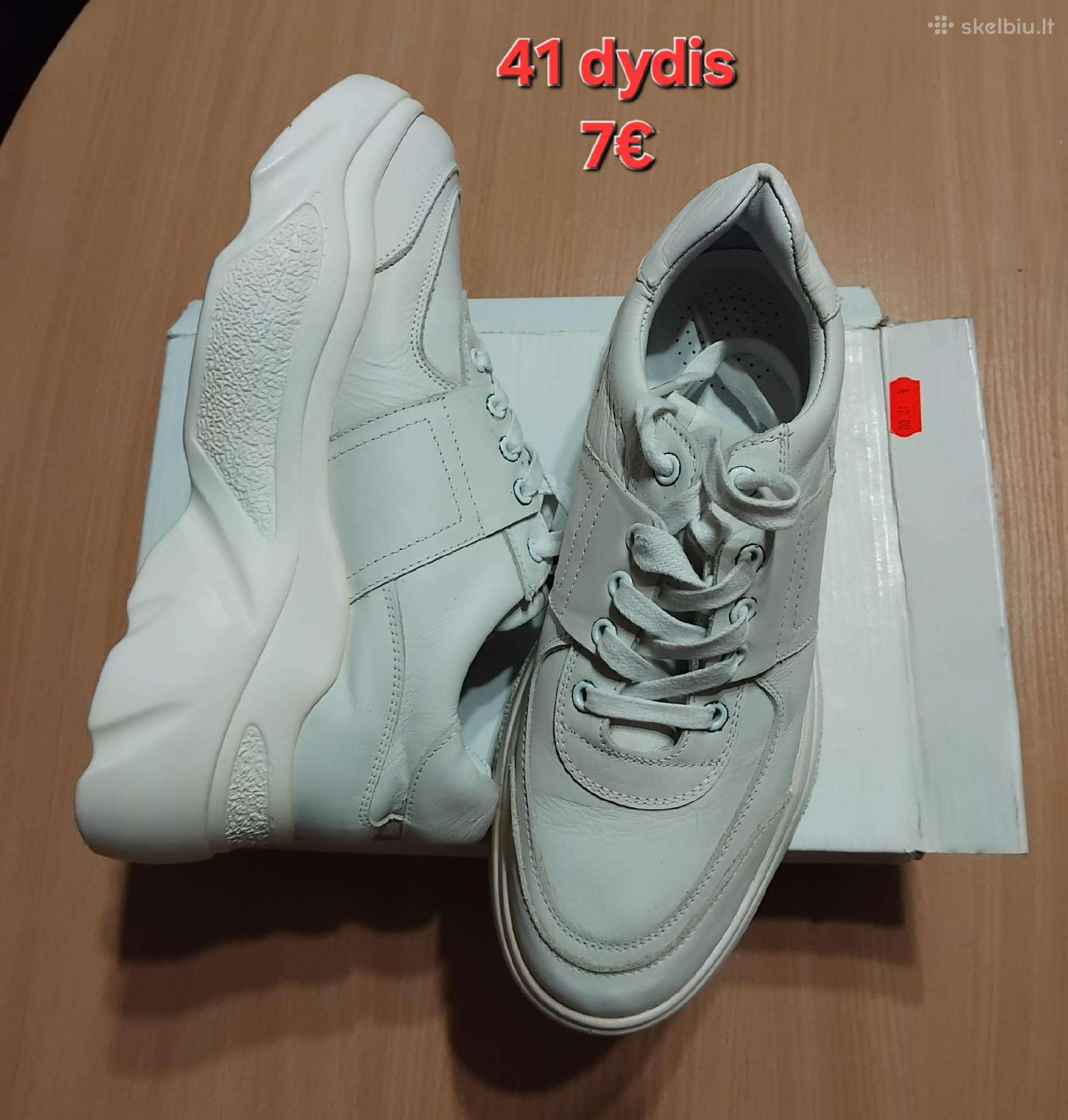 Moteriški sportbačiai 41 dydis